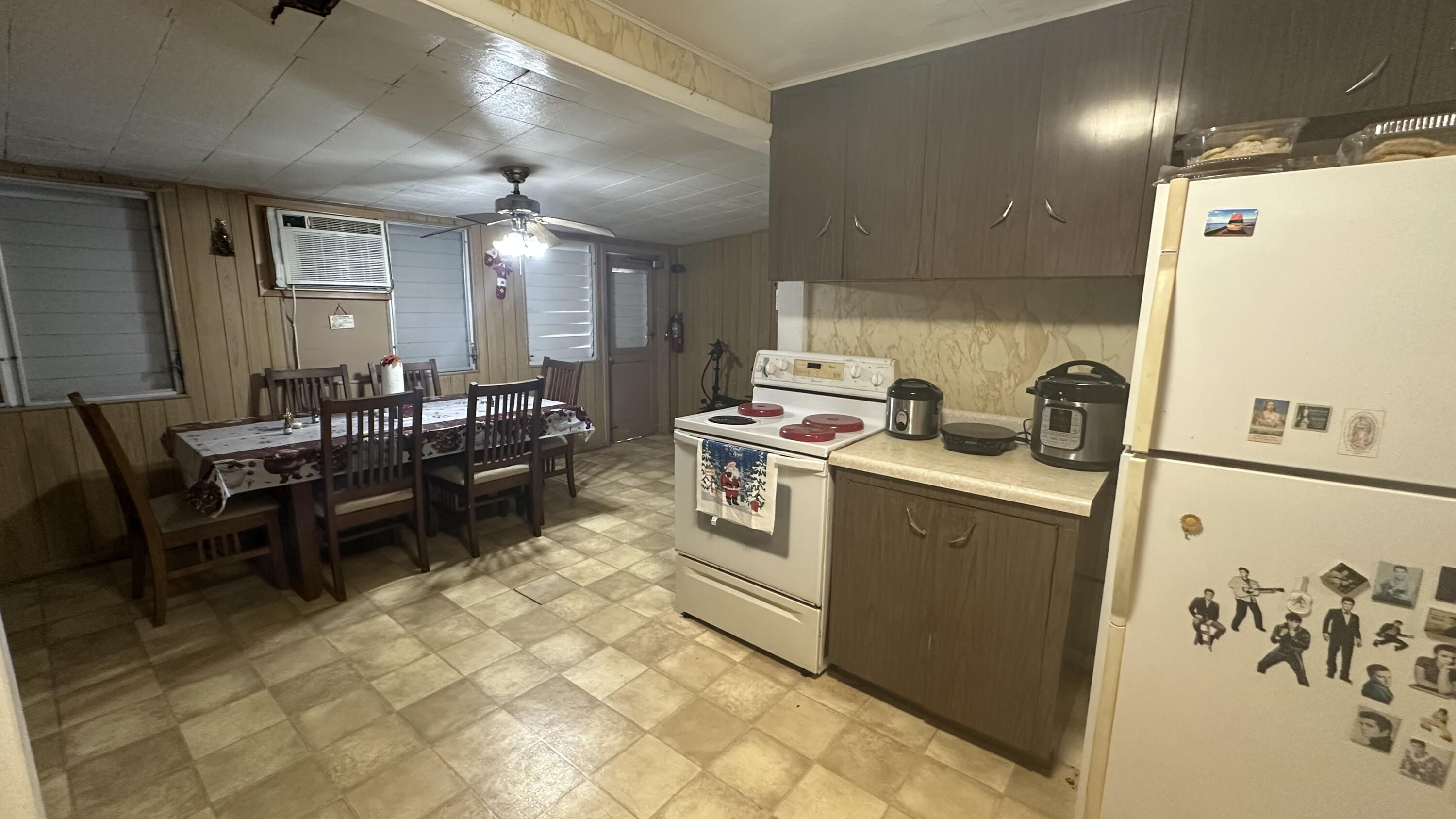 1105 Watson Street Property Photo 5