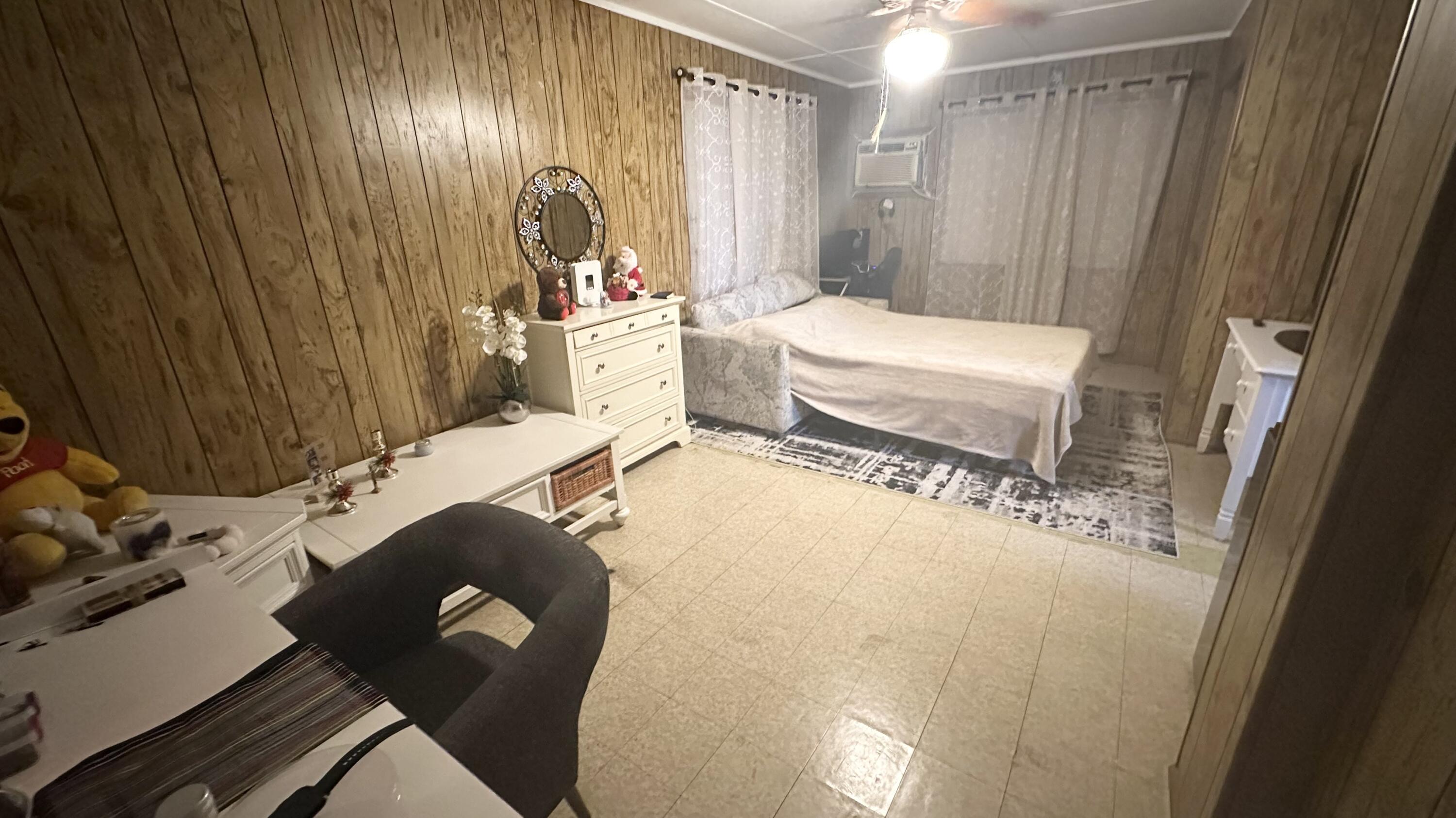 1105 Watson Street Property Photo 16