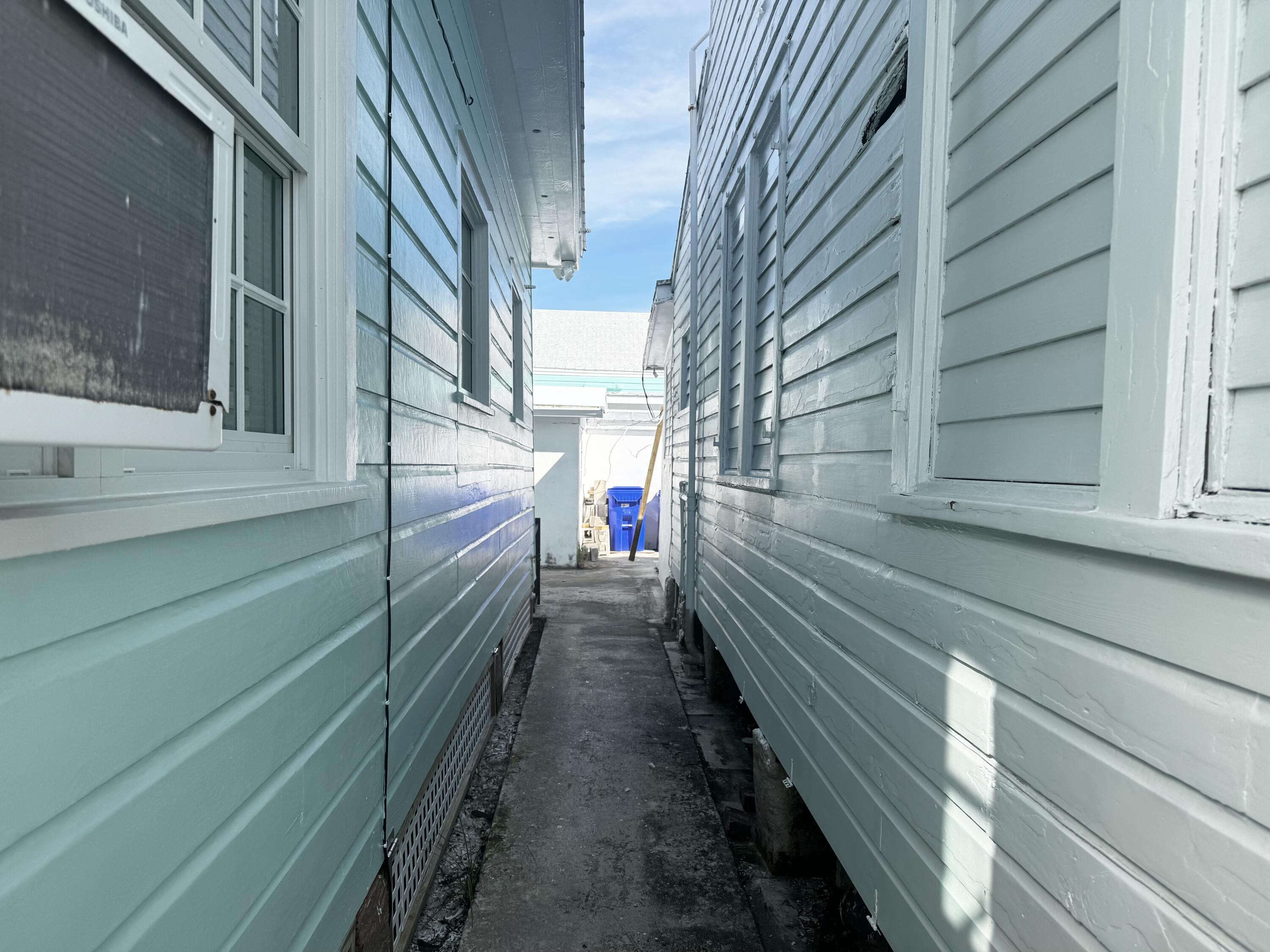 1105 Watson Street Property Photo 22