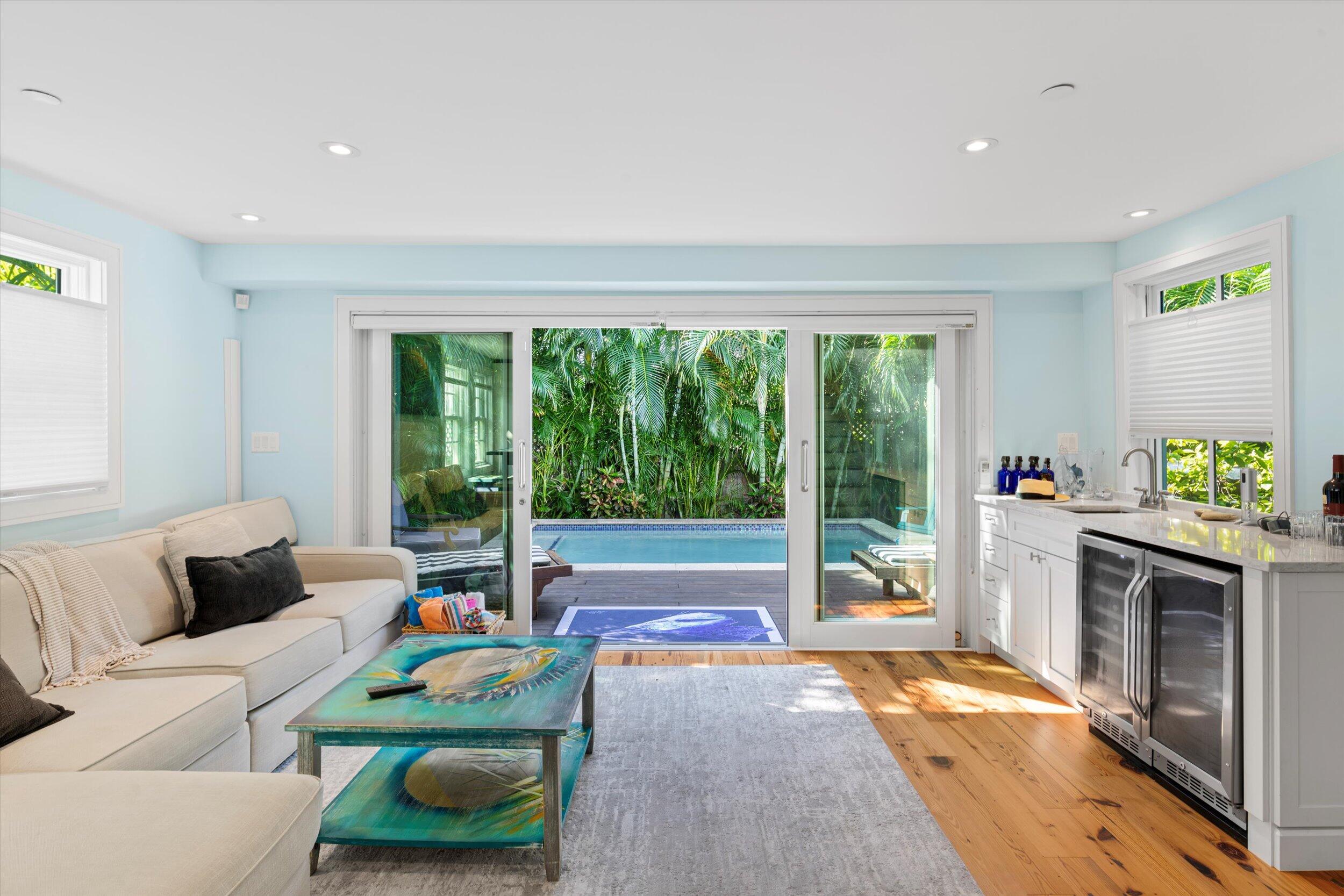 312 Margaret Street Property Photo 10
