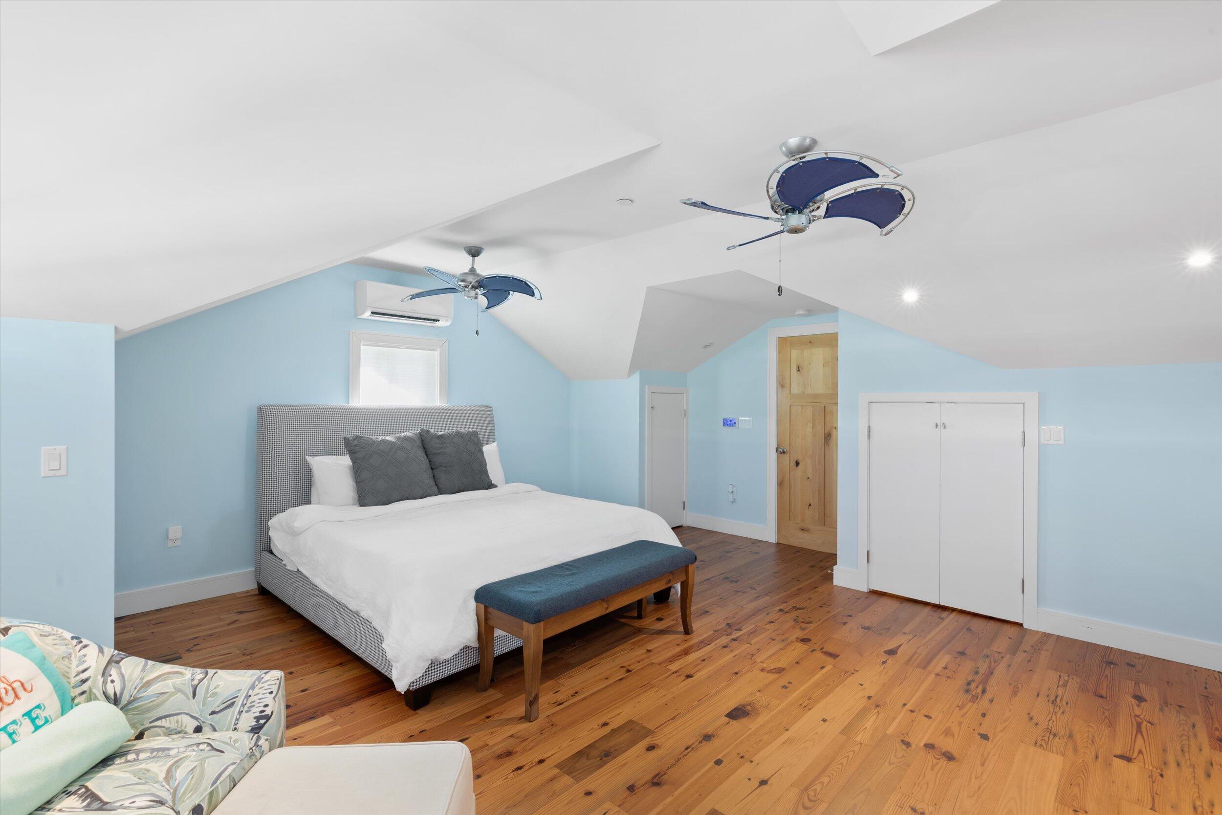 312 Margaret Street Property Photo 37