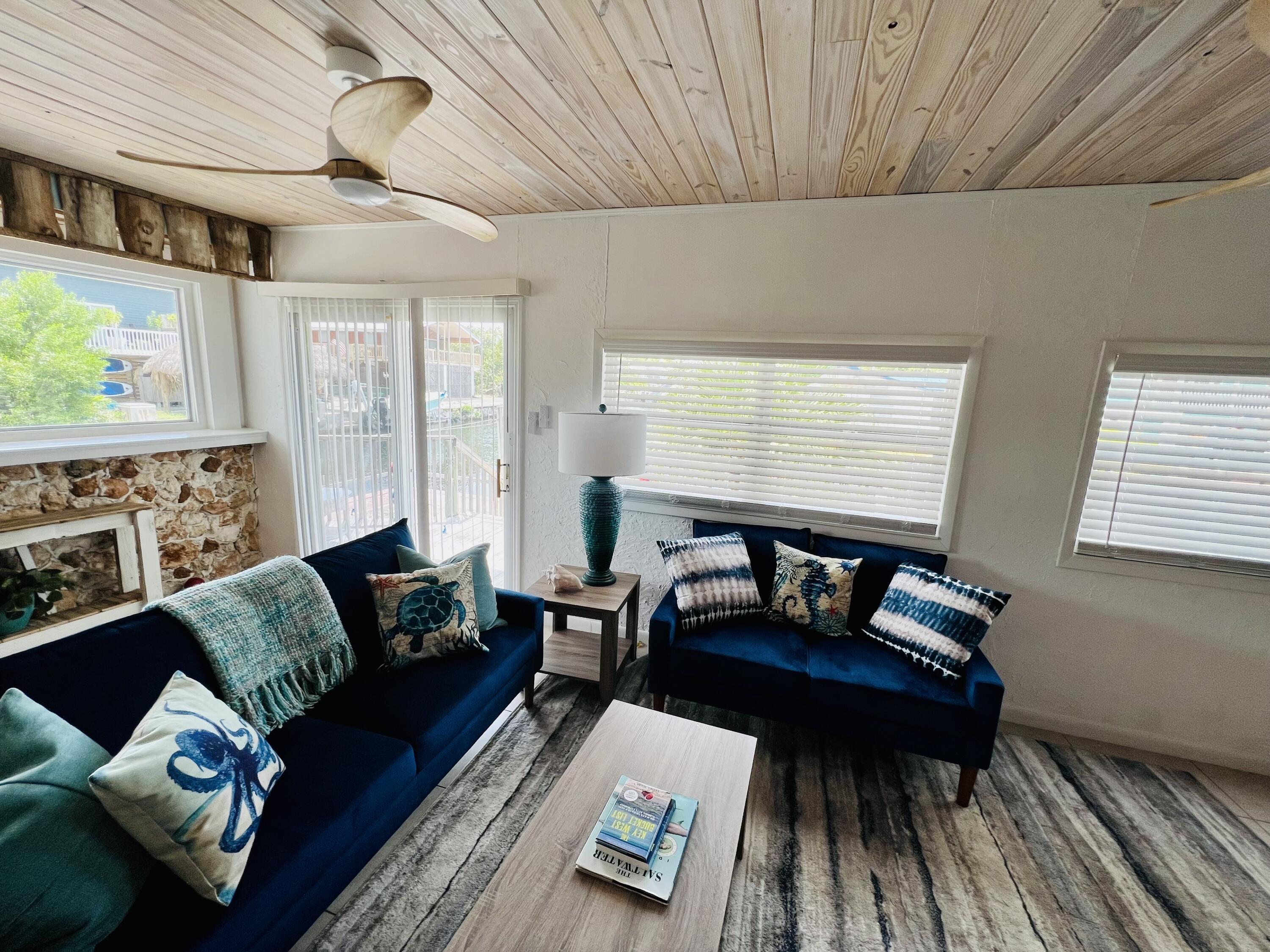 1540 Lantana Lane Property Photo 3