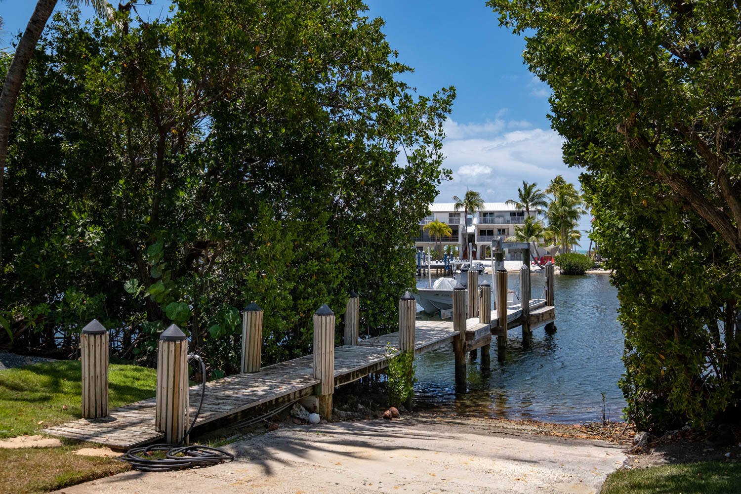 170 Sapodilla Drive Property Photo 12