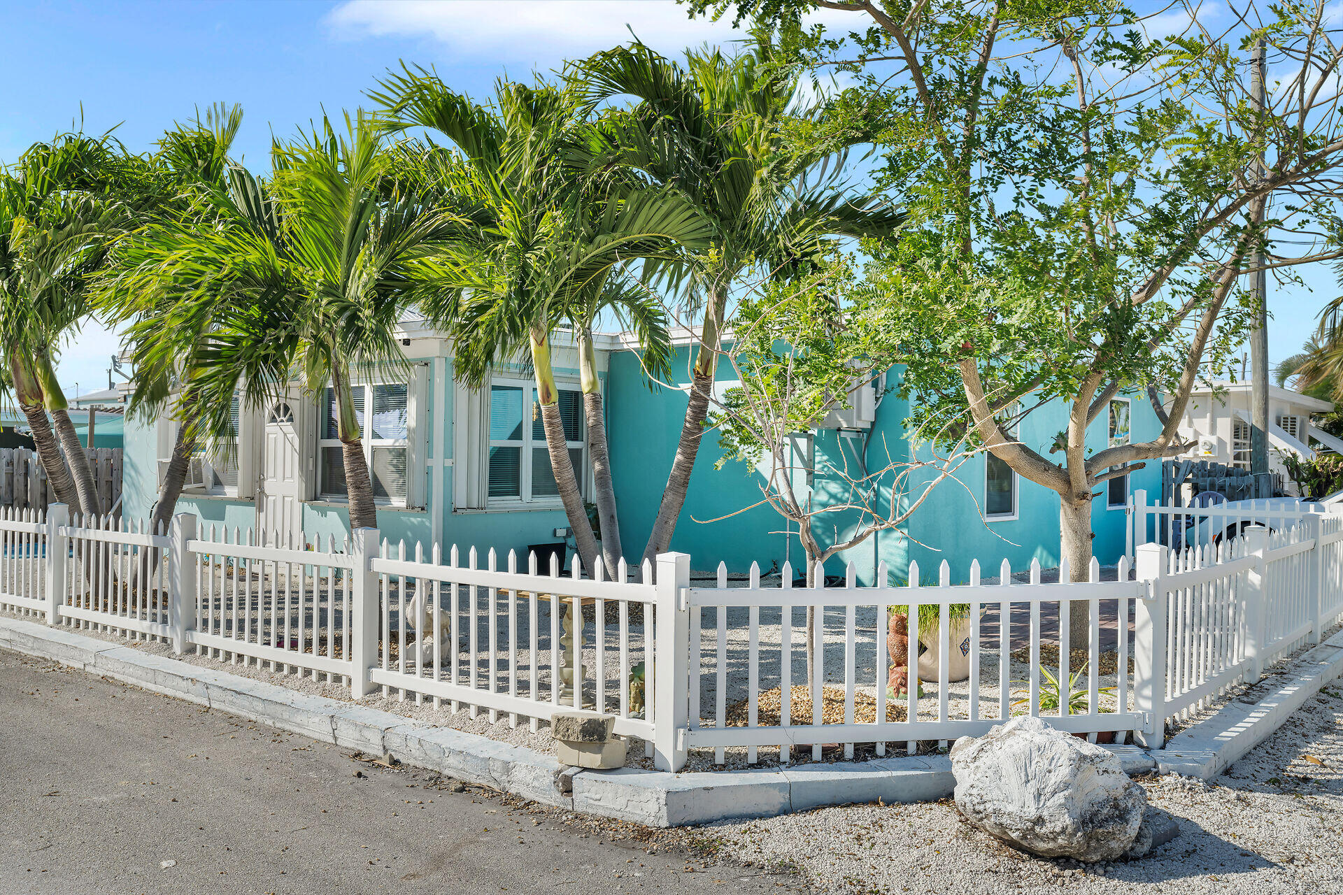 11348 4th Ave Ocean Property Photo 1
