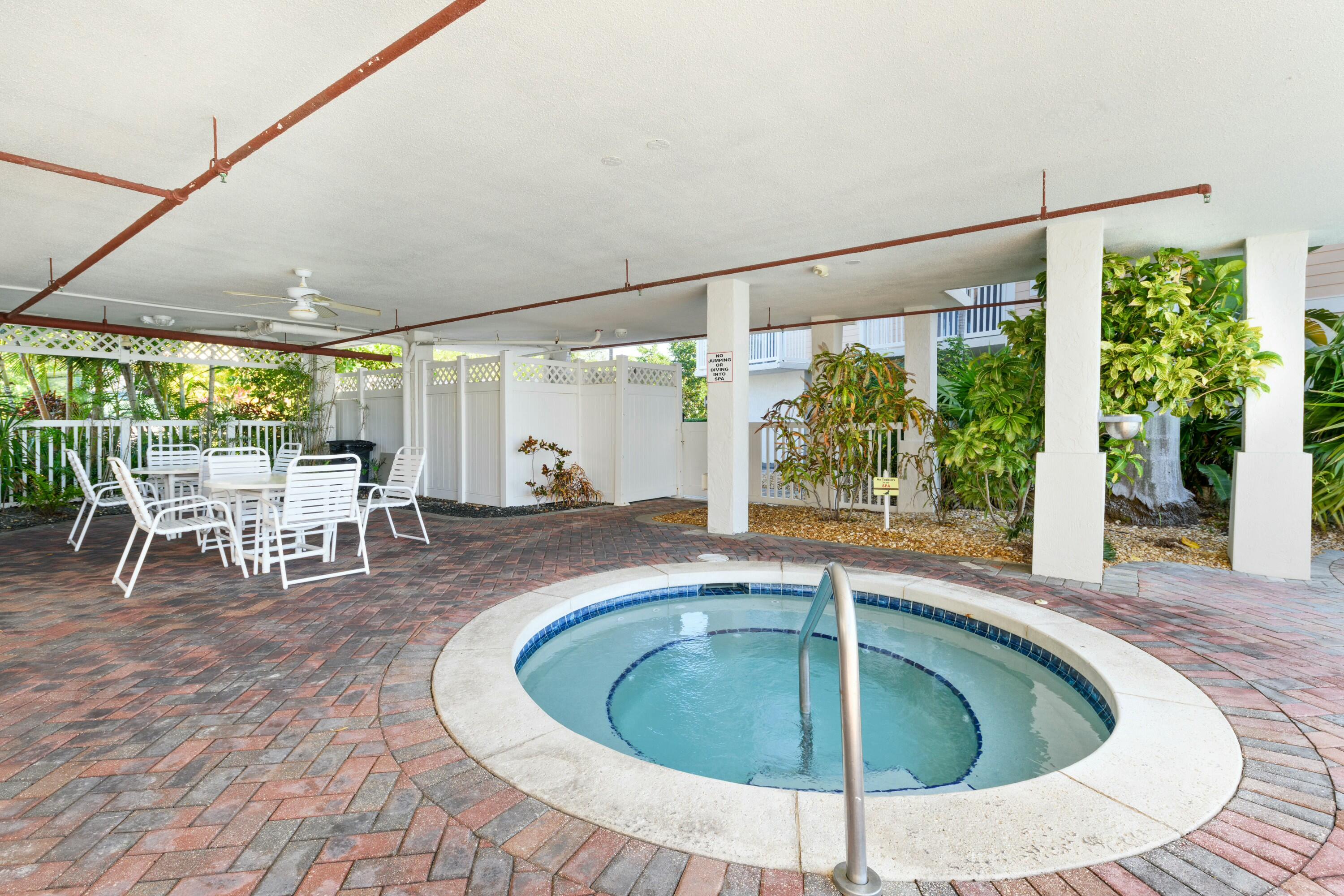 5555 College Road, 10 Property Photo 16