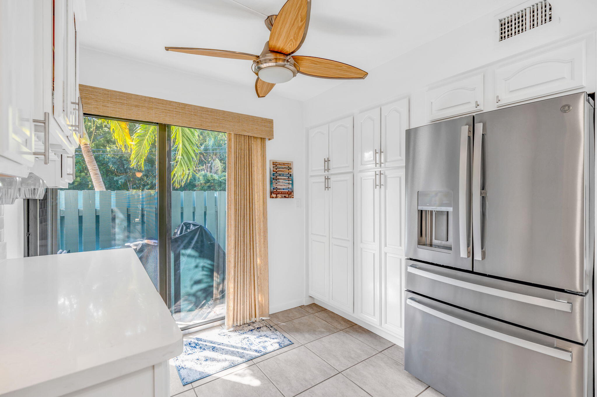 87200 Overseas Highway, O8 Property Photo 4