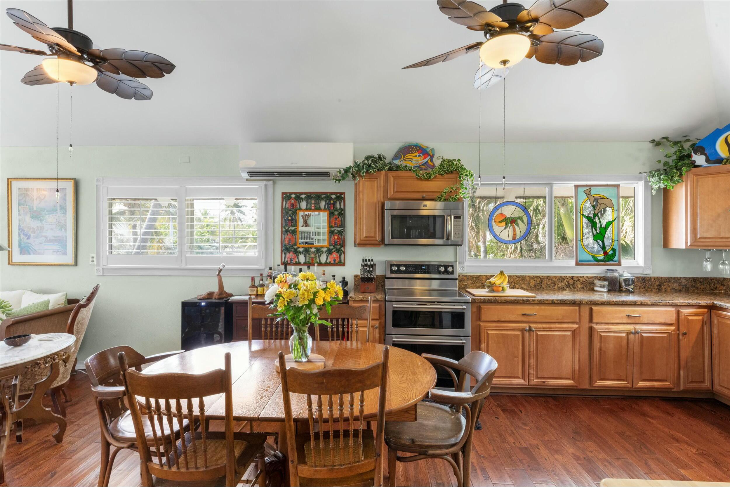 1626 Sirugo Avenue Property Photo 8