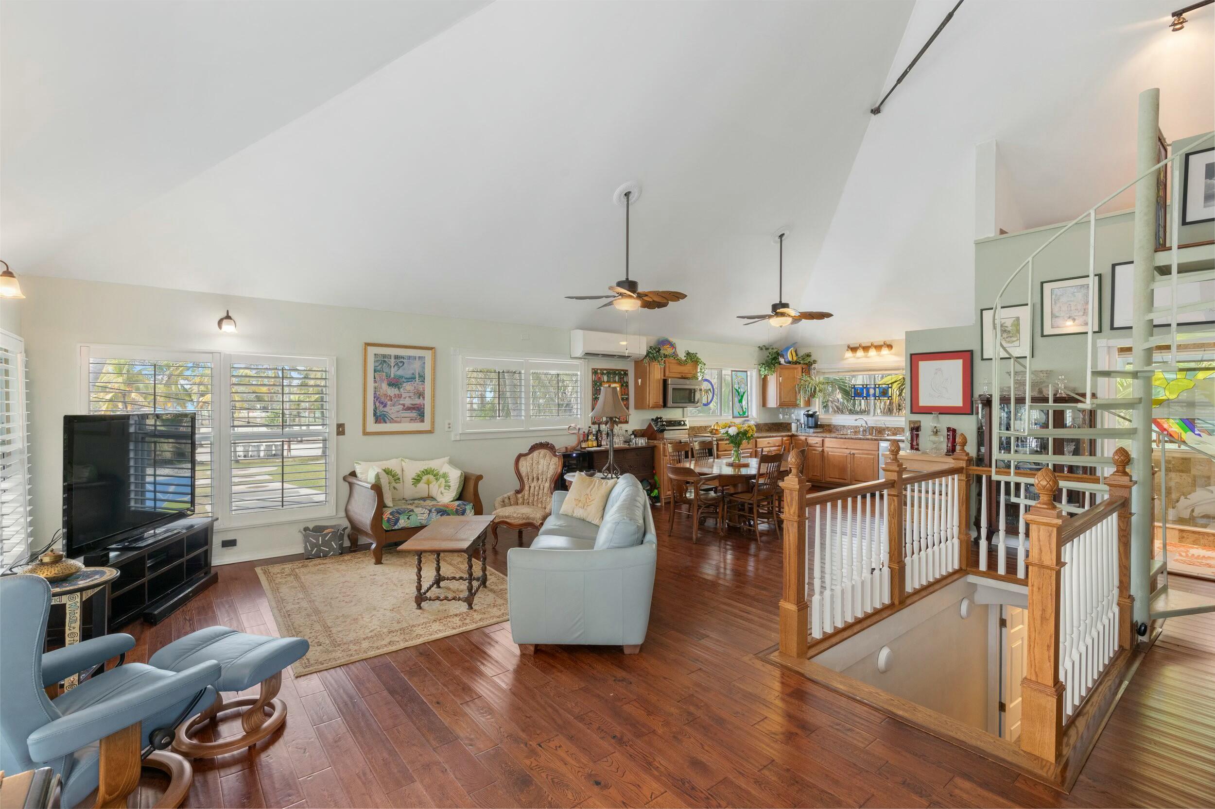 1626 Sirugo Avenue Property Photo 17