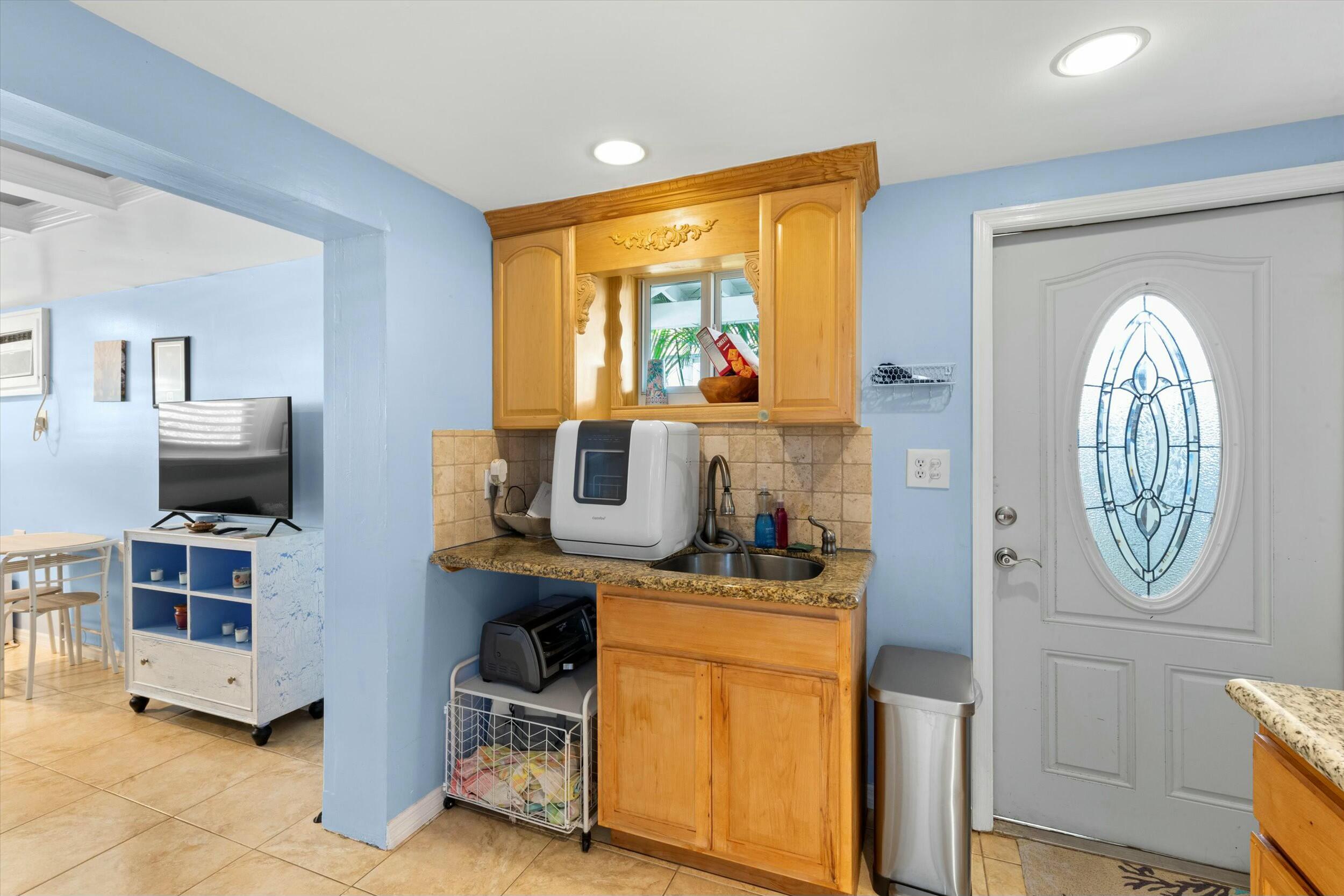 1626 Sirugo Avenue Property Photo 24