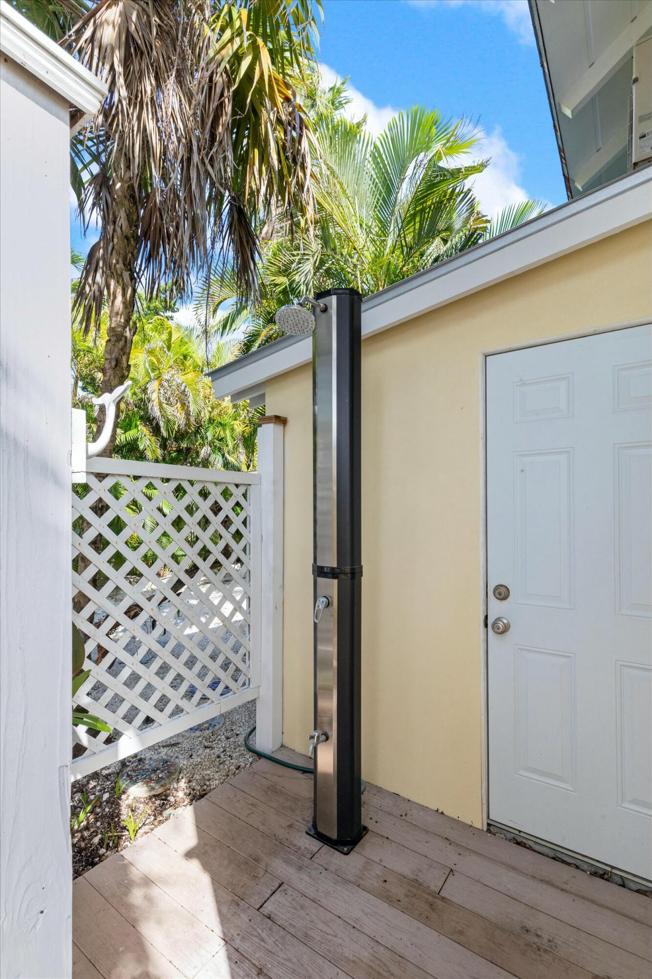 1626 Sirugo Avenue Property Photo 66