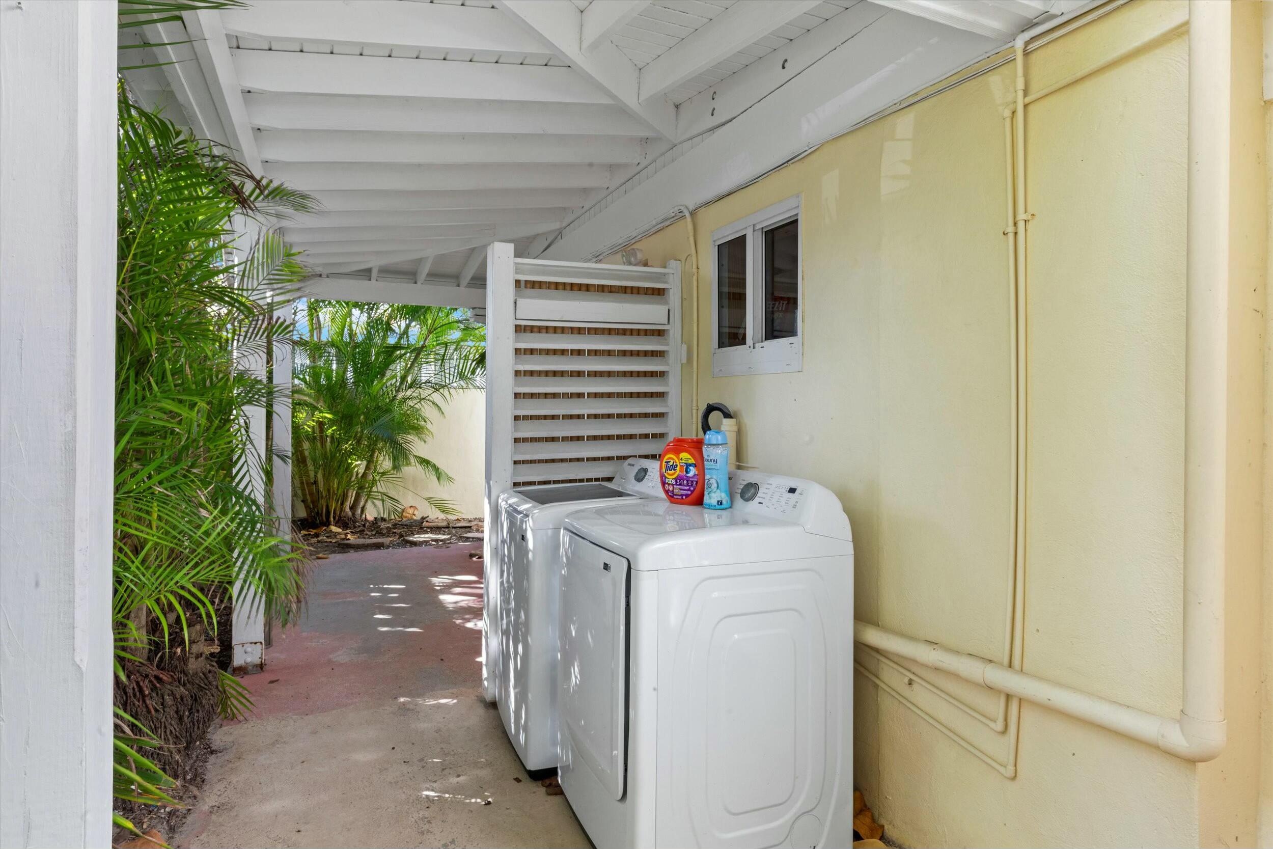 1626 Sirugo Avenue Property Photo 75