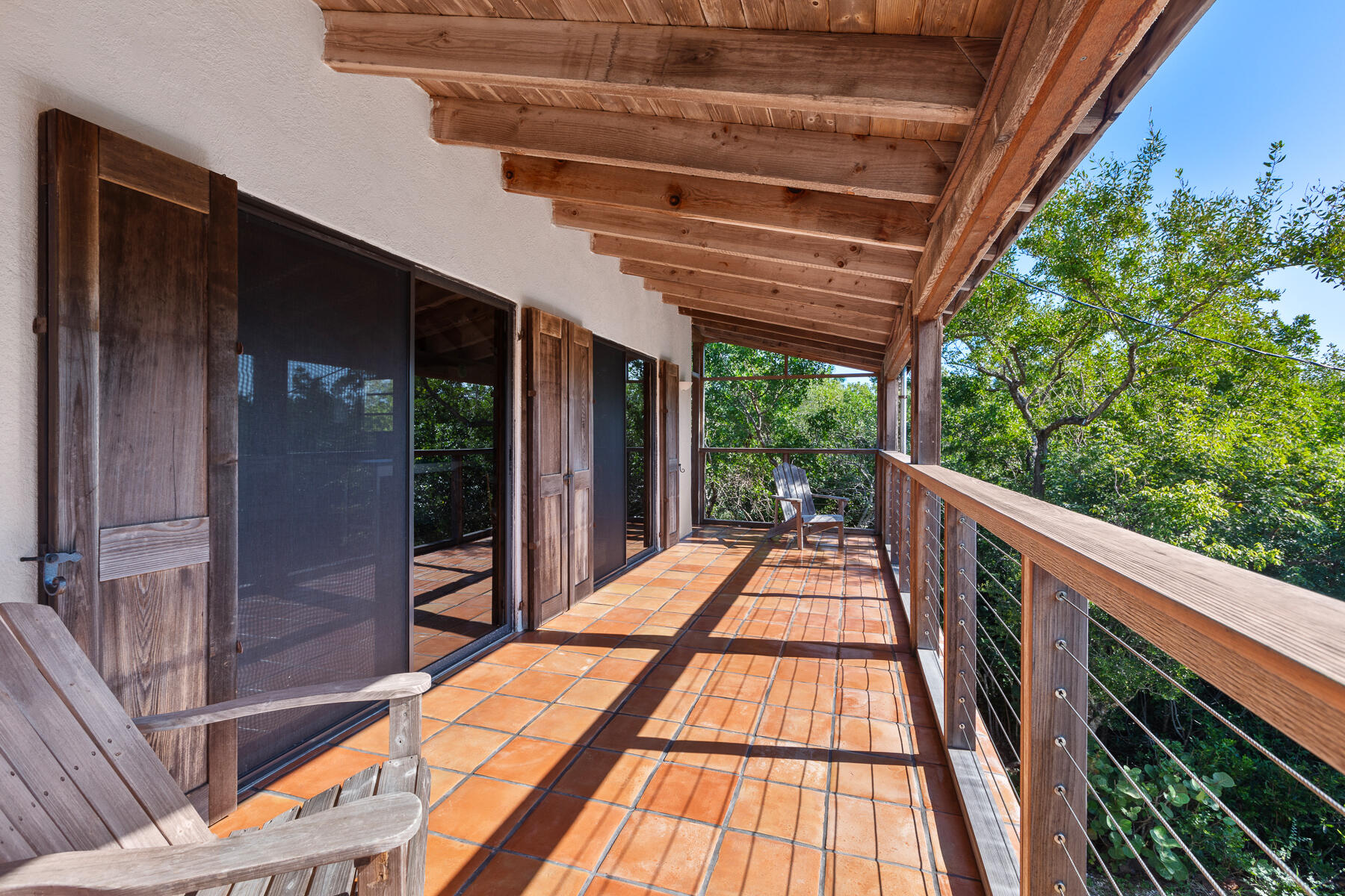 529 W Shore Drive Property Photo 10
