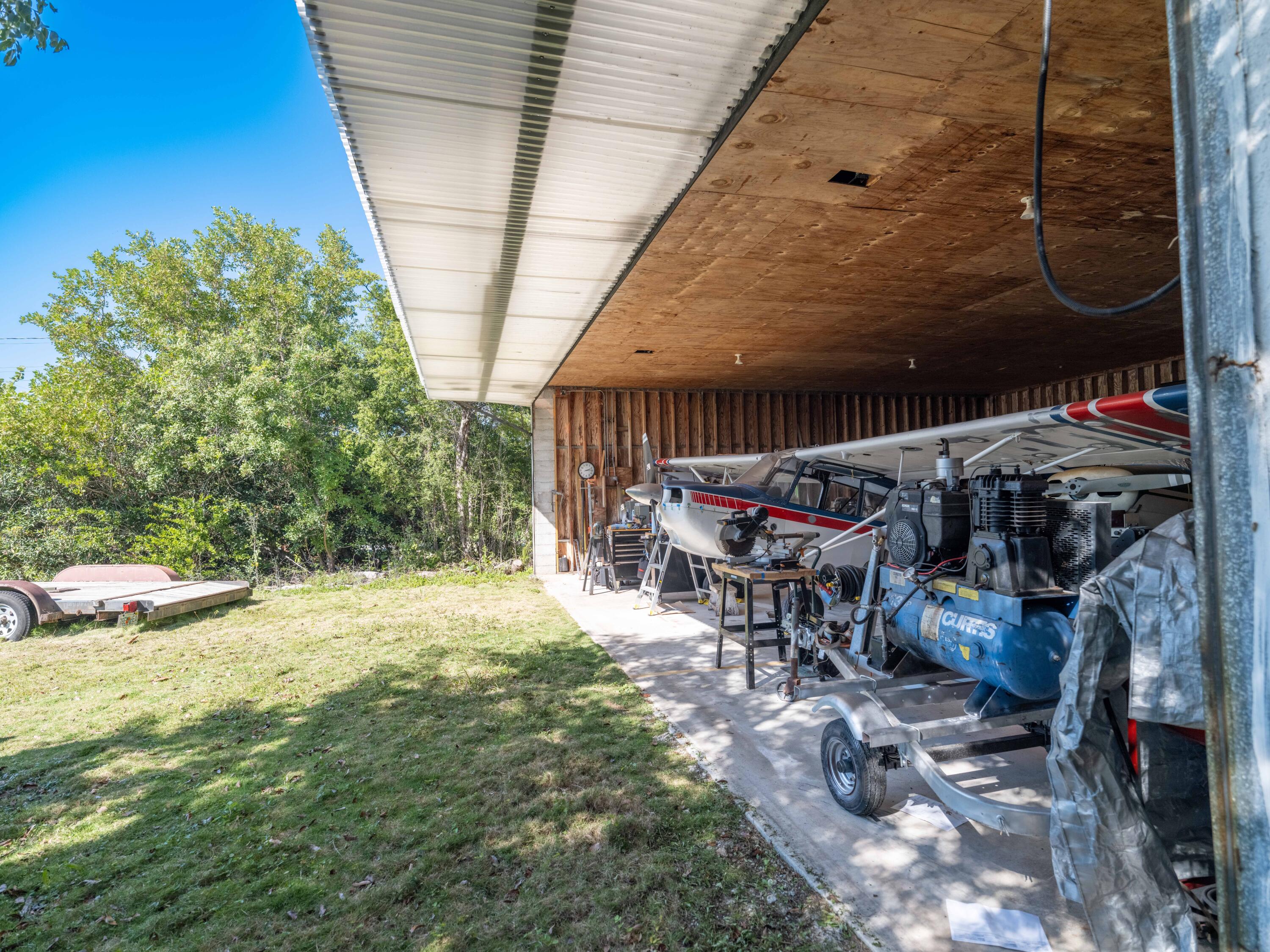 529 W Shore Drive Property Photo 33