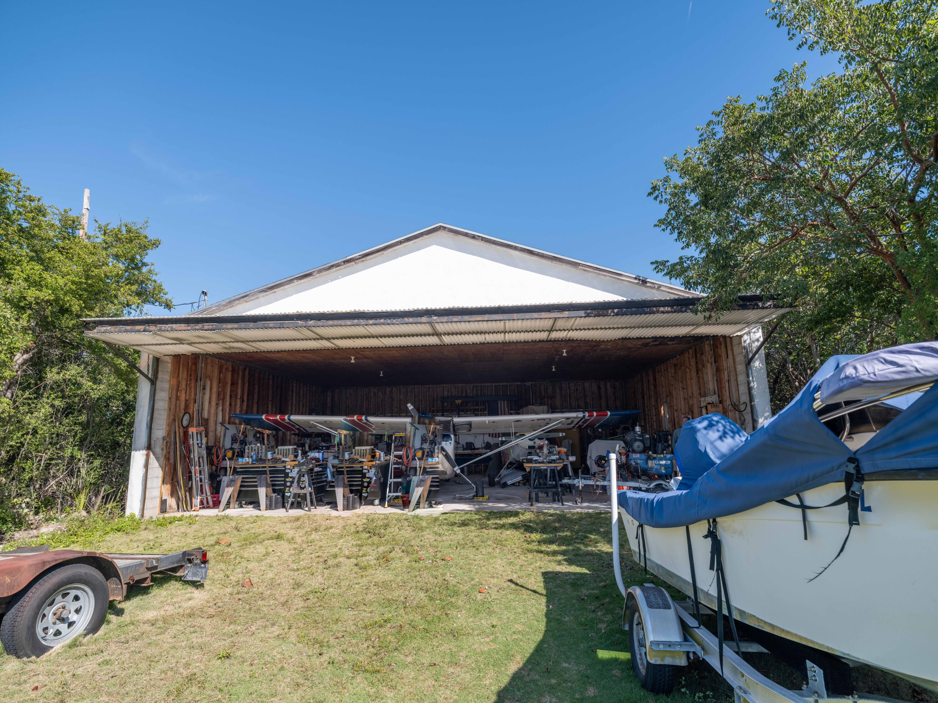 529 W Shore Drive Property Photo 34