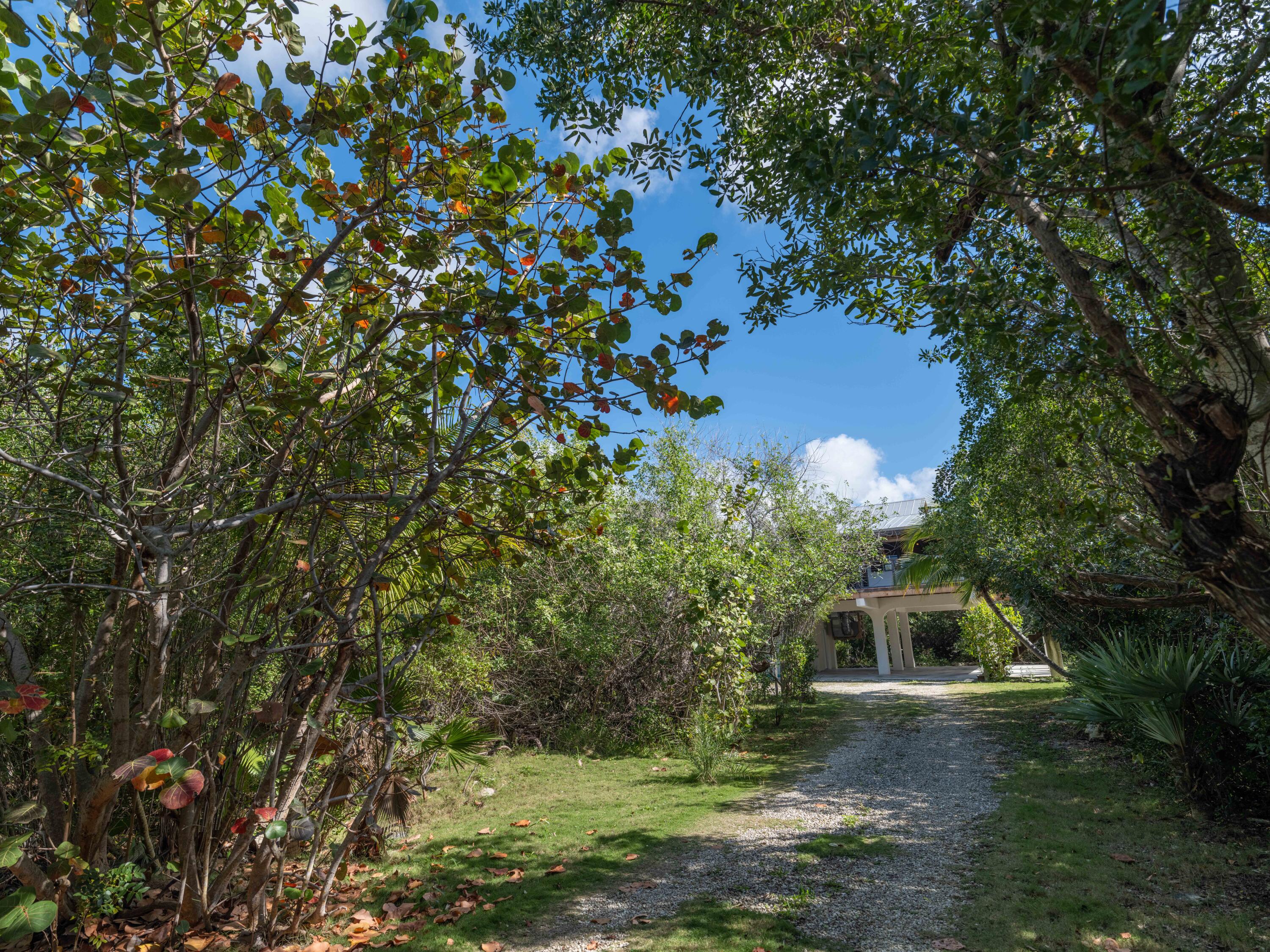 529 W Shore Drive Property Photo 55