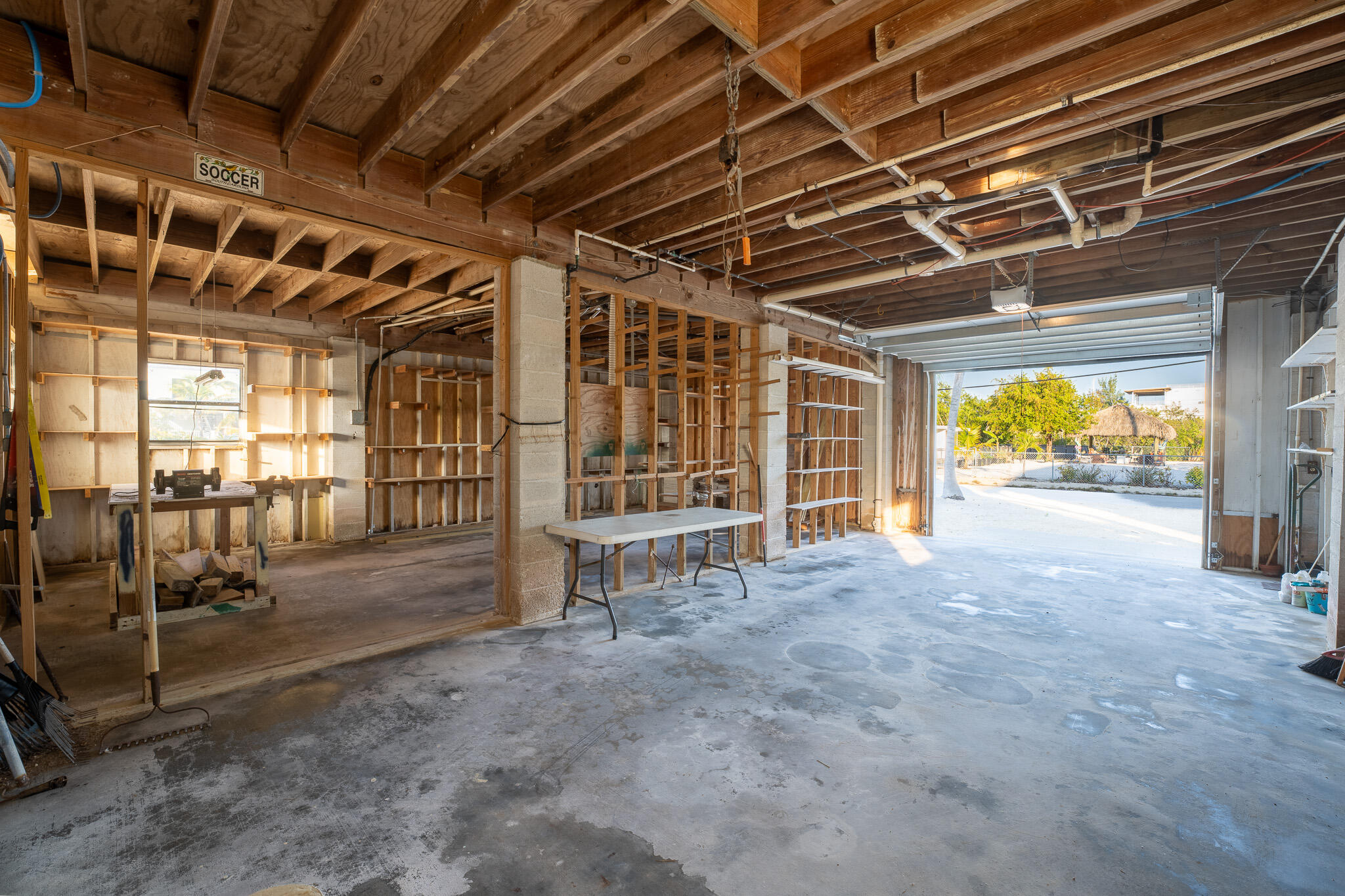 726 Jamaica Lane Property Photo 10