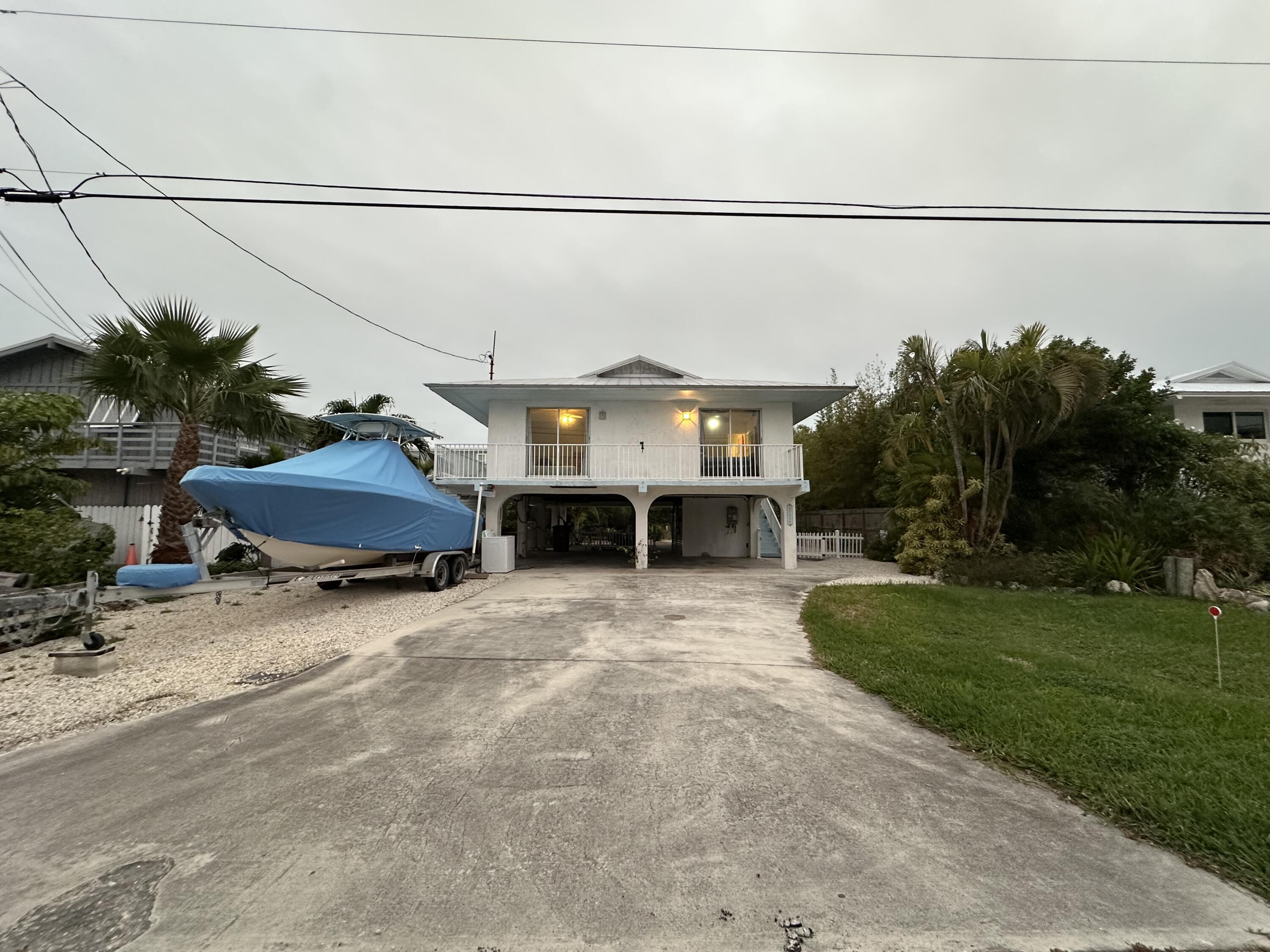 27390 Barbados Lane Property Photo 10