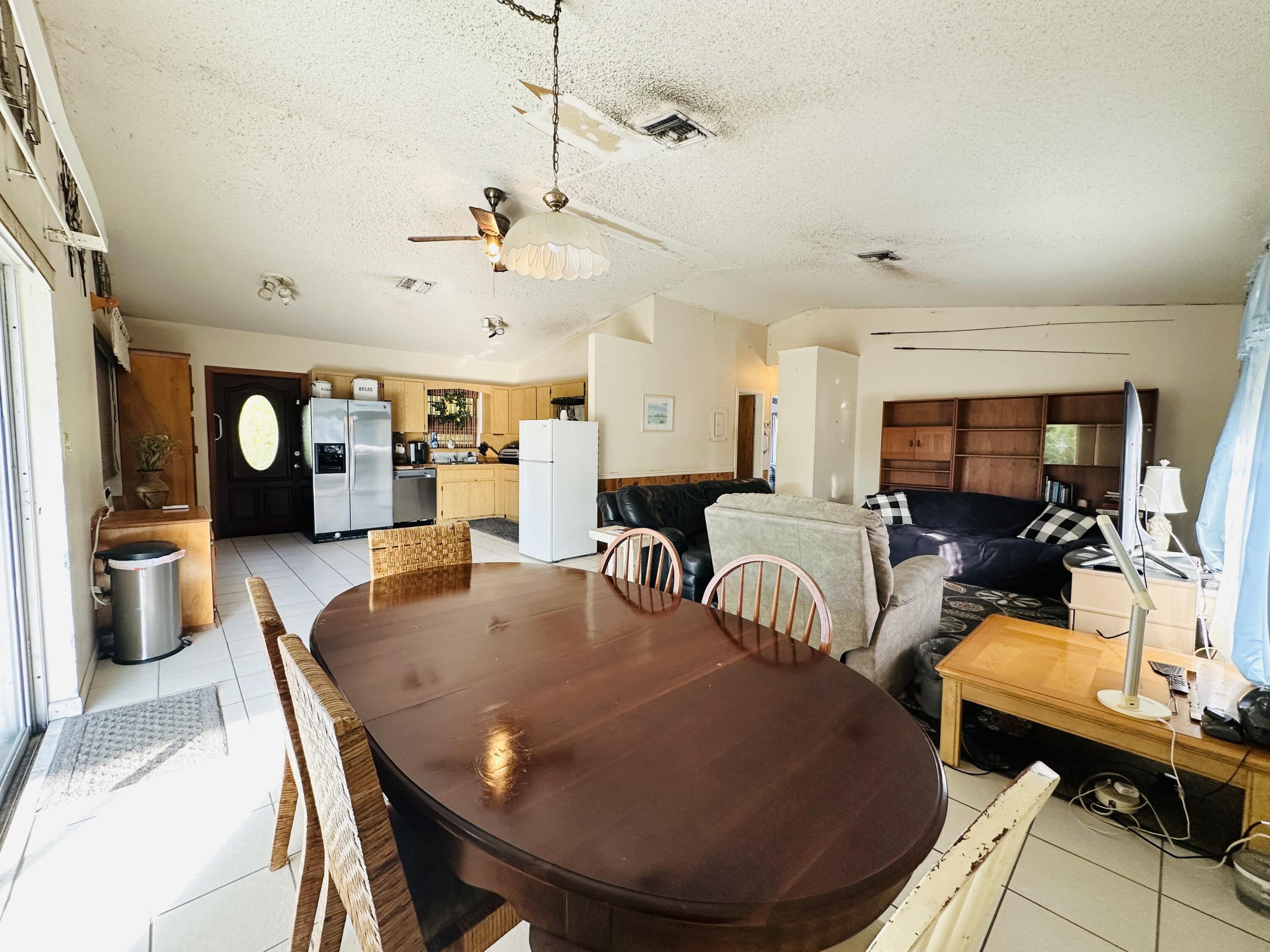 27390 Barbados Lane Property Photo 12