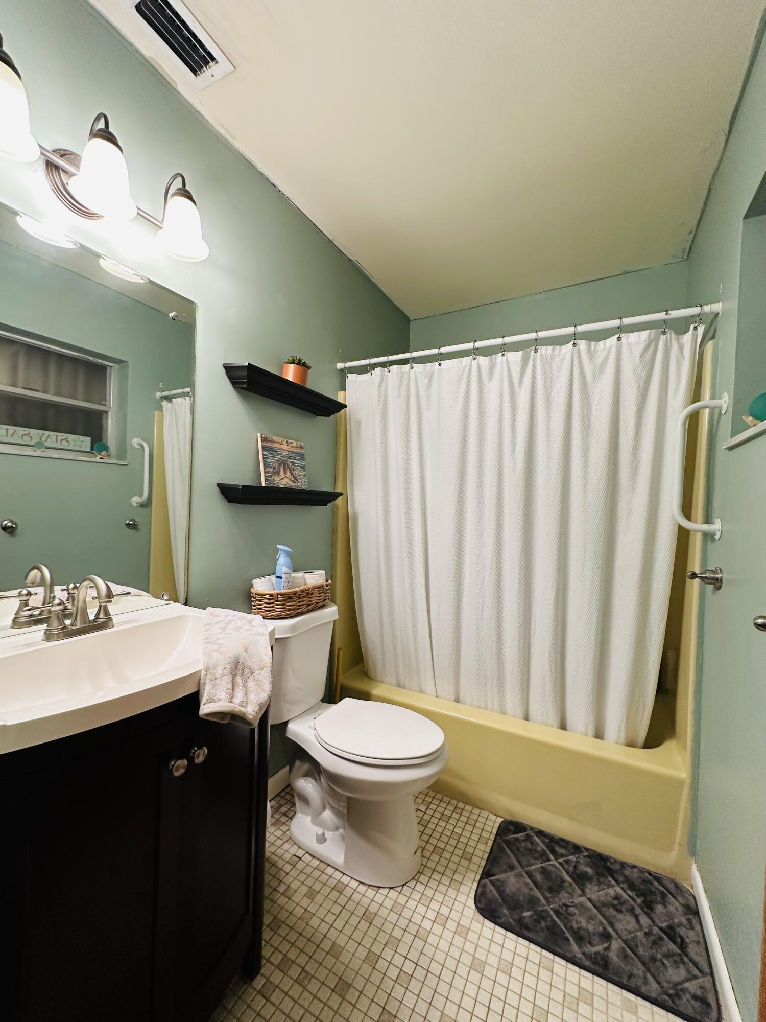 27390 Barbados Lane Property Photo 20