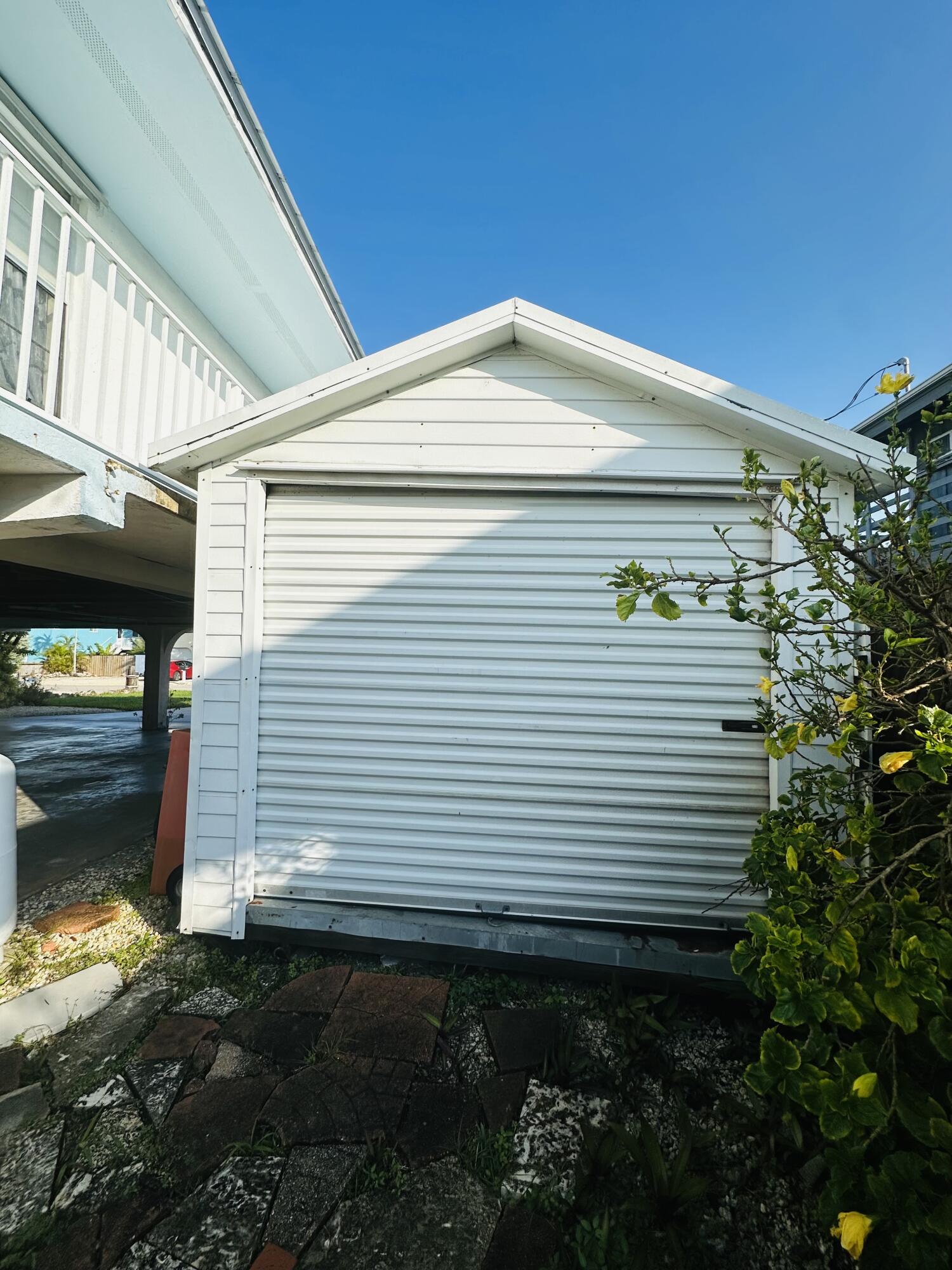27390 Barbados Lane Property Photo 21