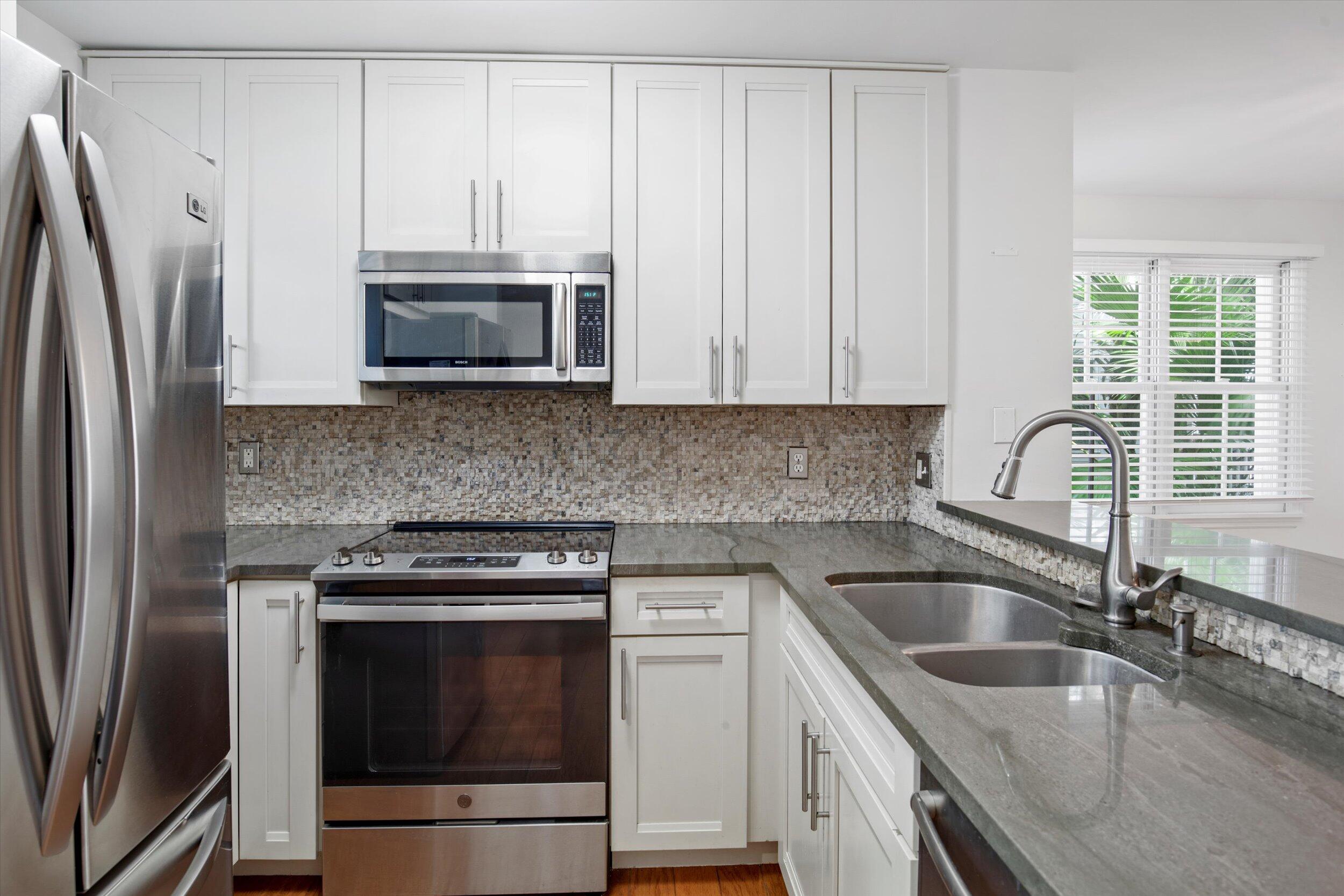 69 Spoonbill Way Property Photo 8