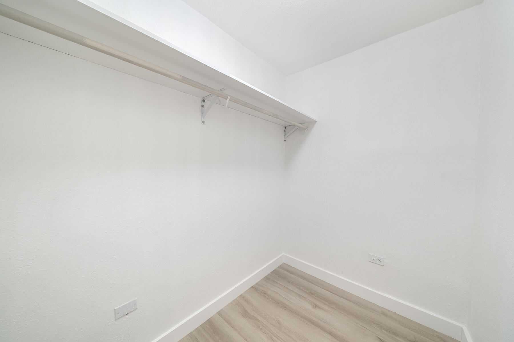 111 Hibiscus Drive Property Photo 16