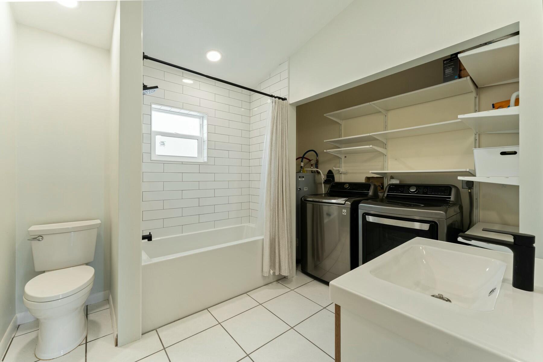 1010 Snapper Lane Property Photo 13