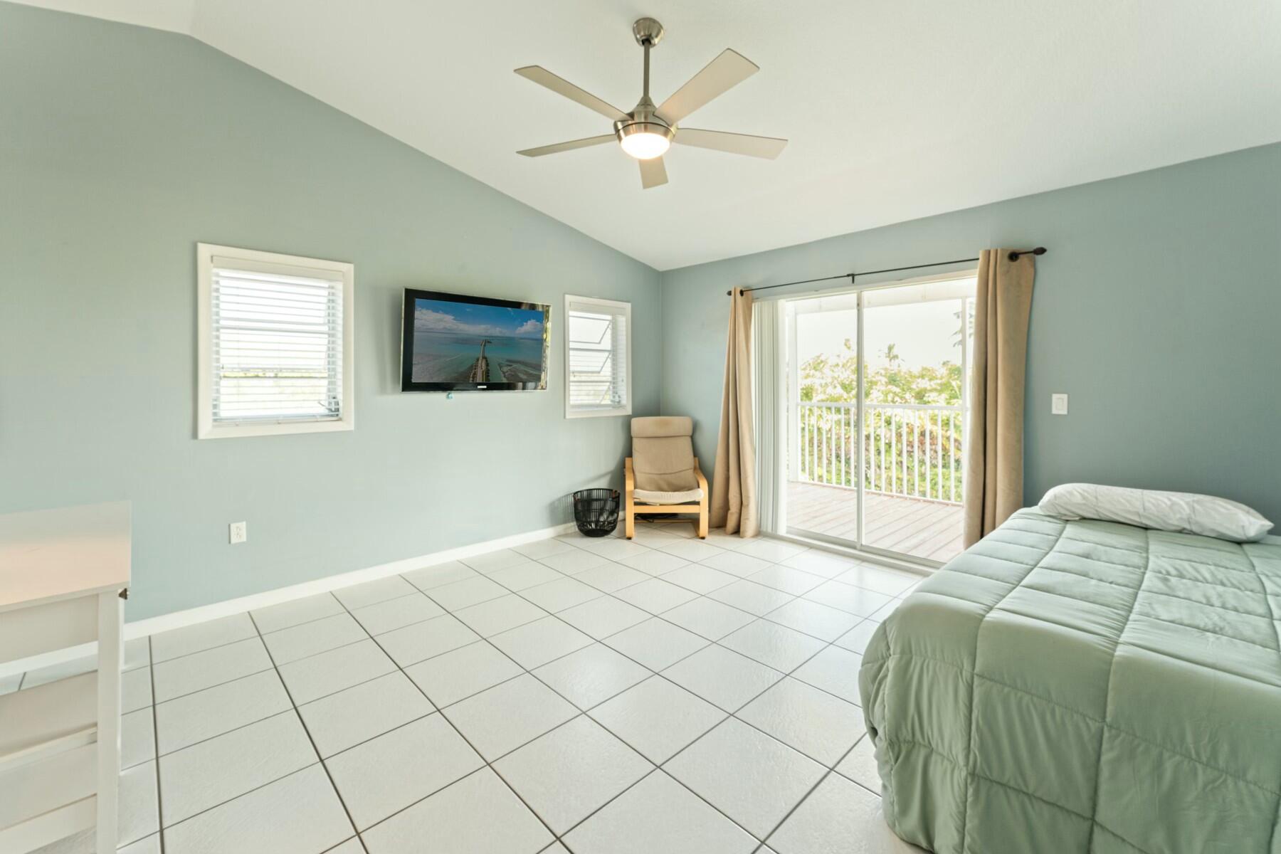 1010 Snapper Lane Property Photo 15