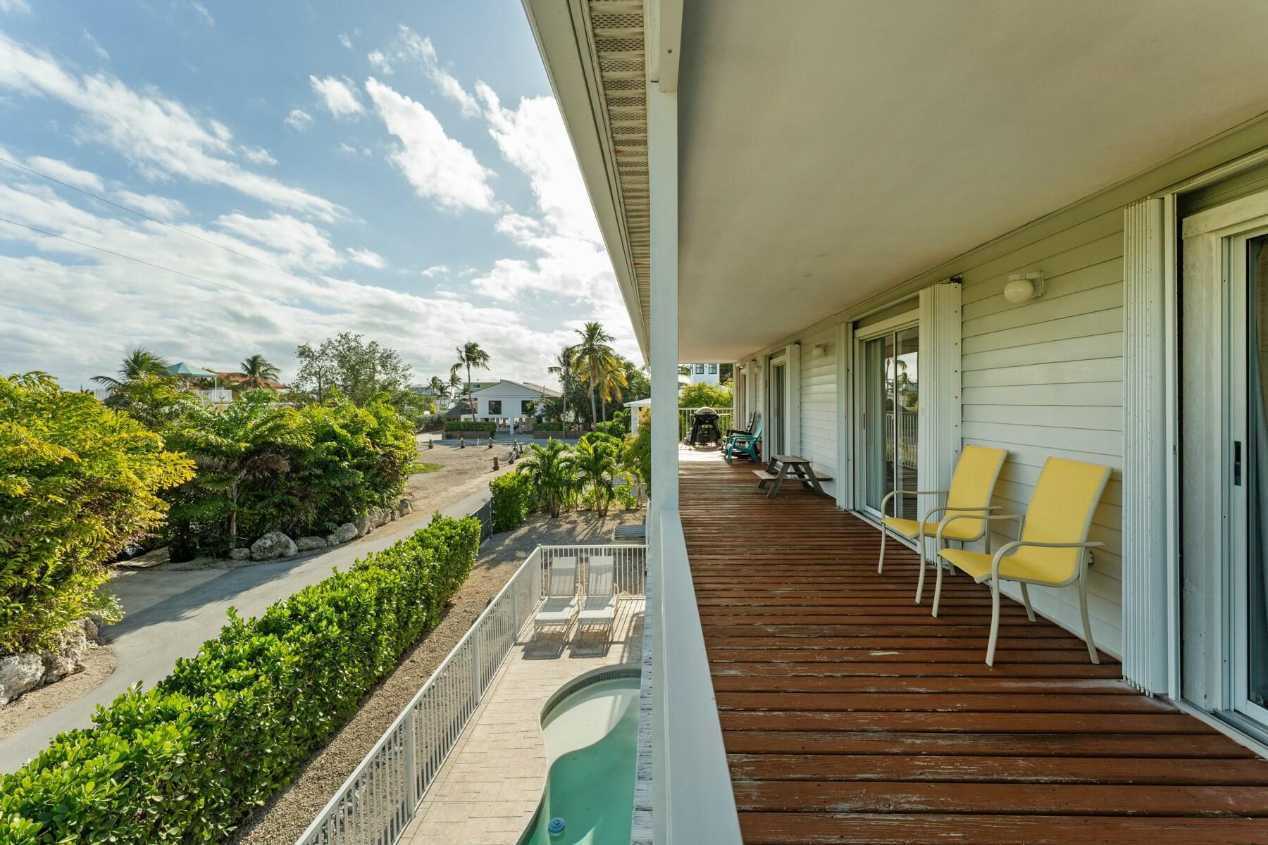 1010 Snapper Lane Property Photo 17