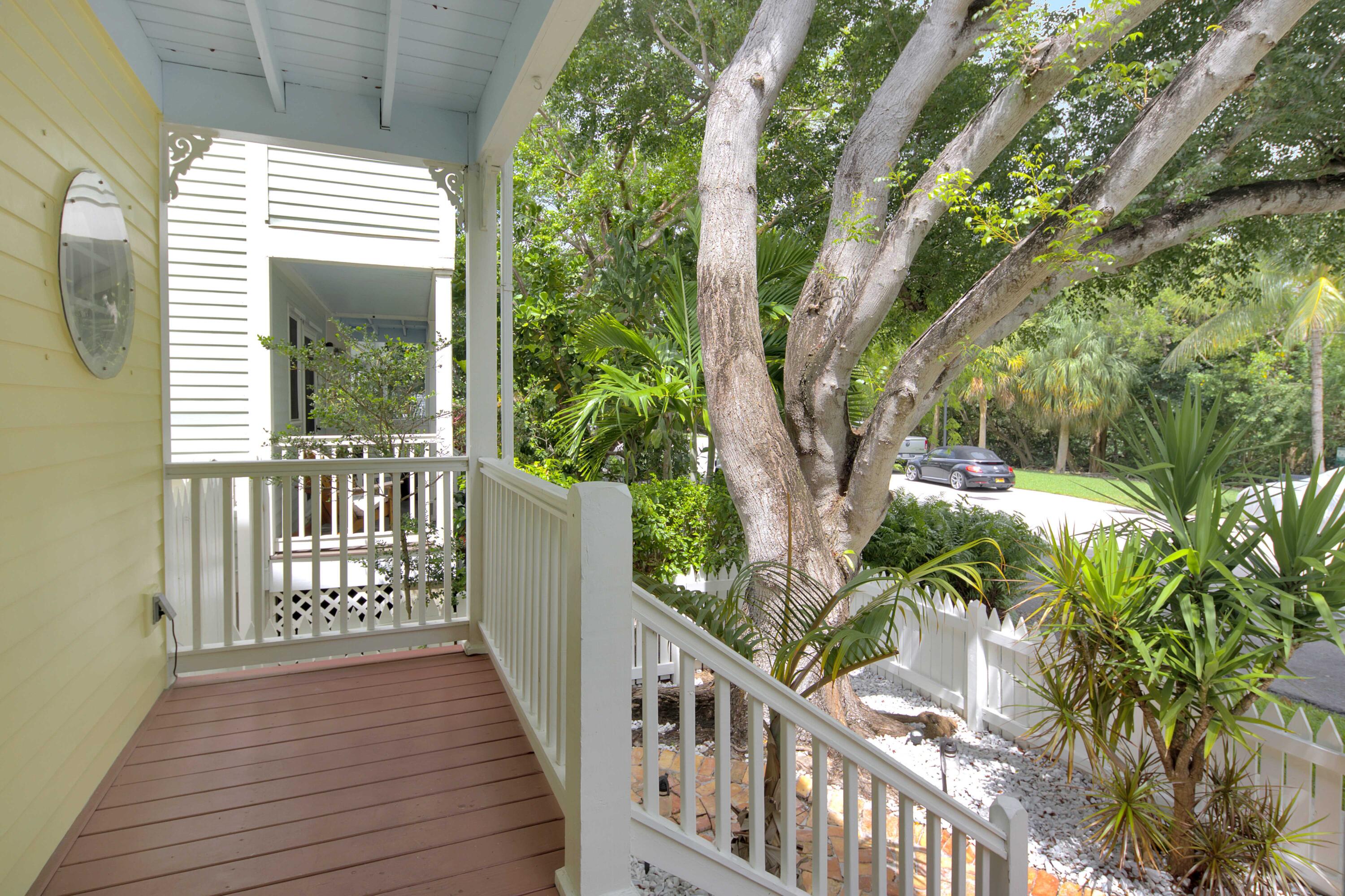18 Golf Club Drive Property Photo 6