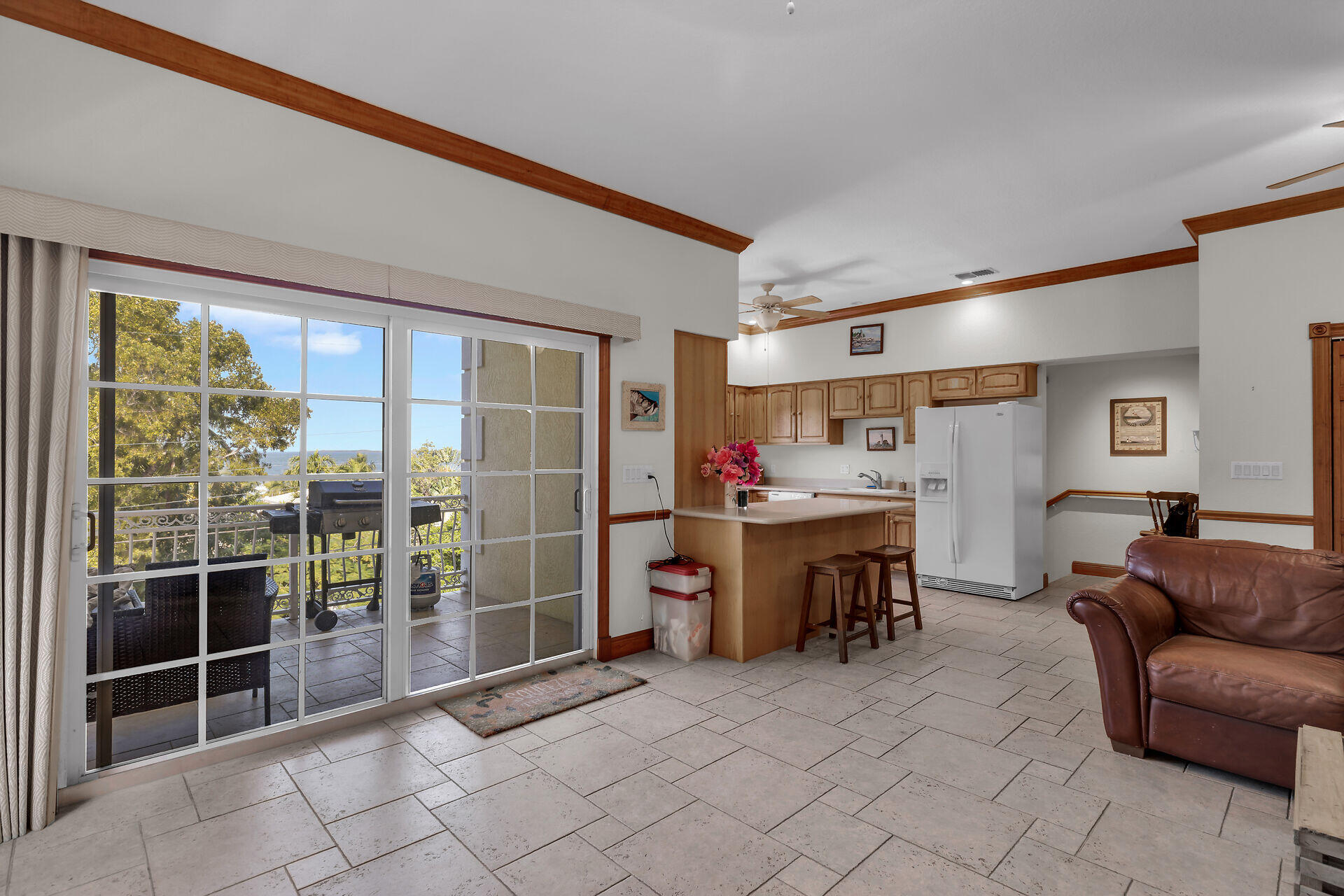 235 Buttonwood Shores Drive Property Photo 4