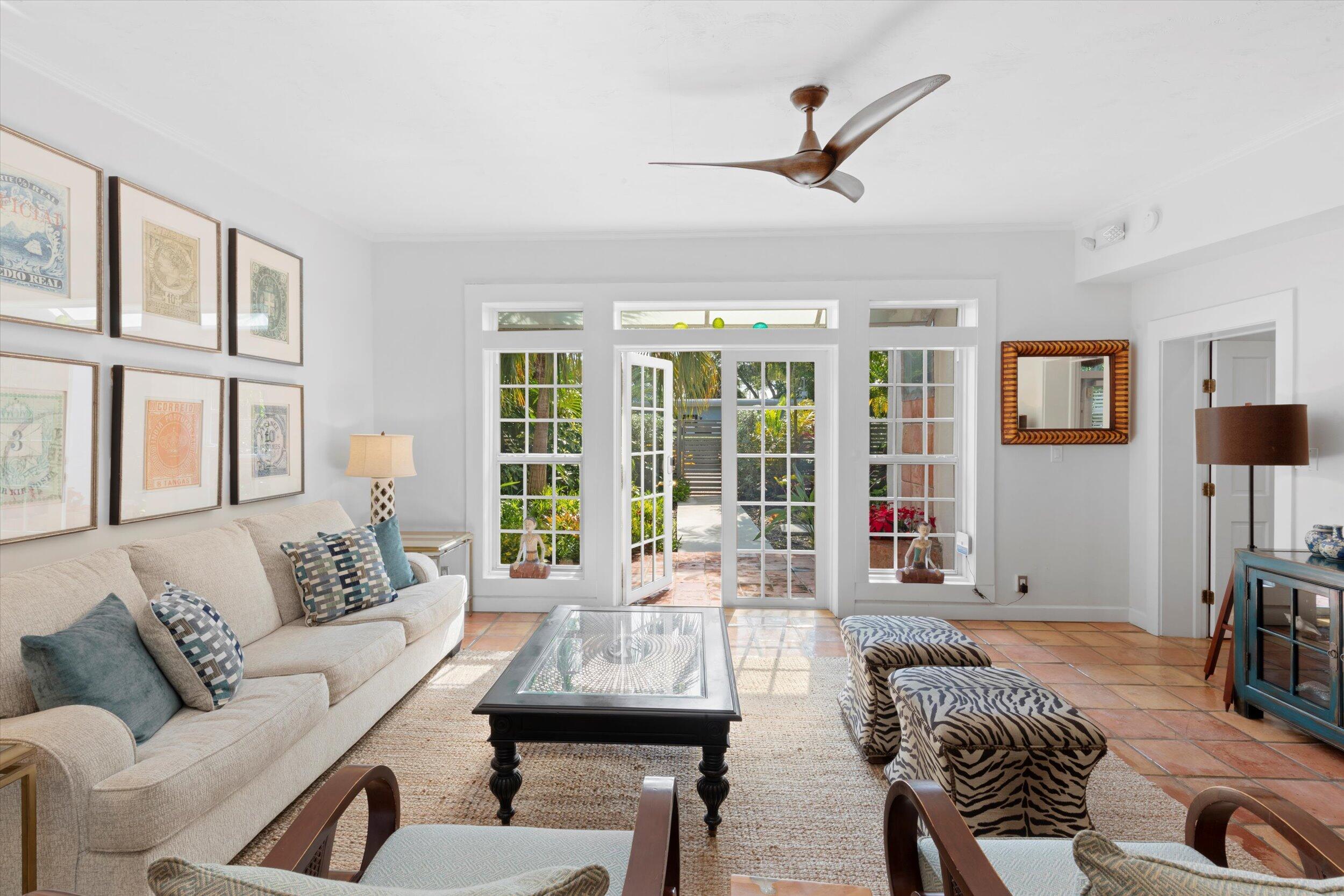 1511 Johnson Street Property Photo 4