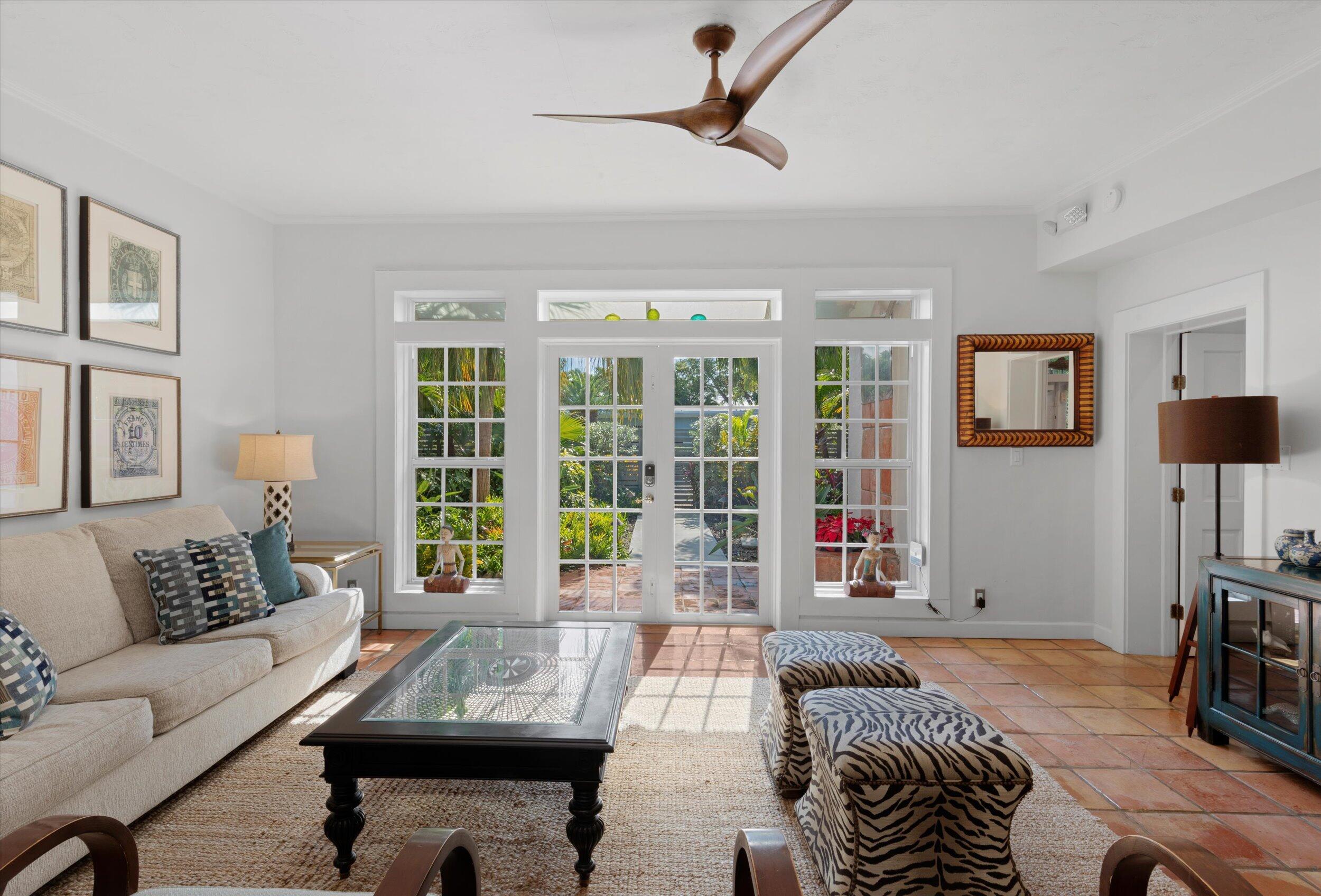 1511 Johnson Street Property Photo 11