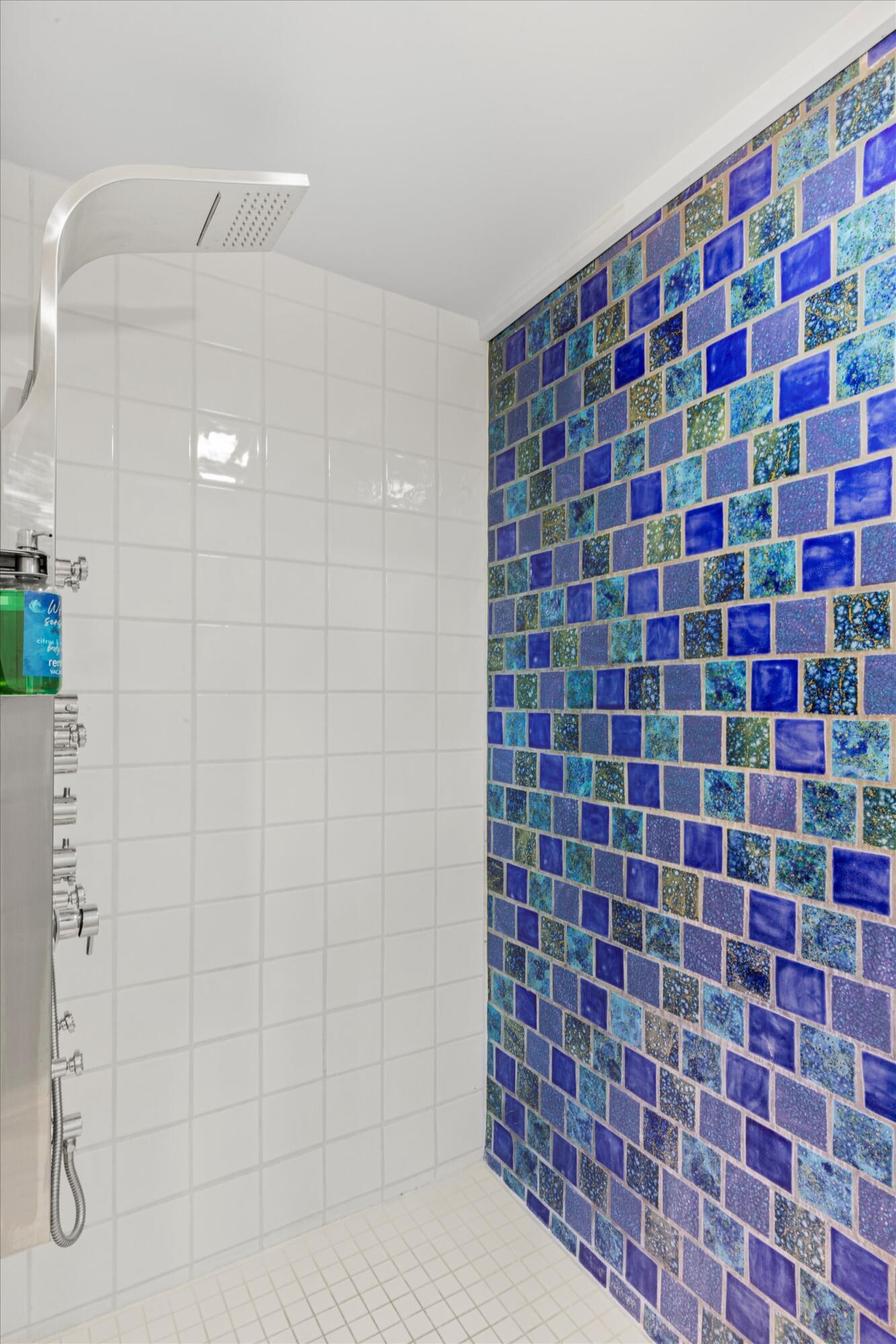 1511 Johnson Street Property Photo 46