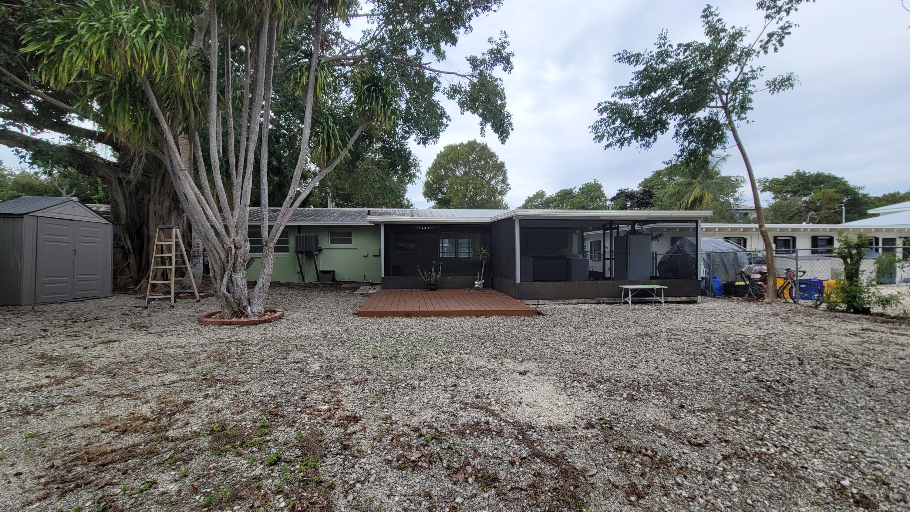 664 Colson Drive Property Photo 3