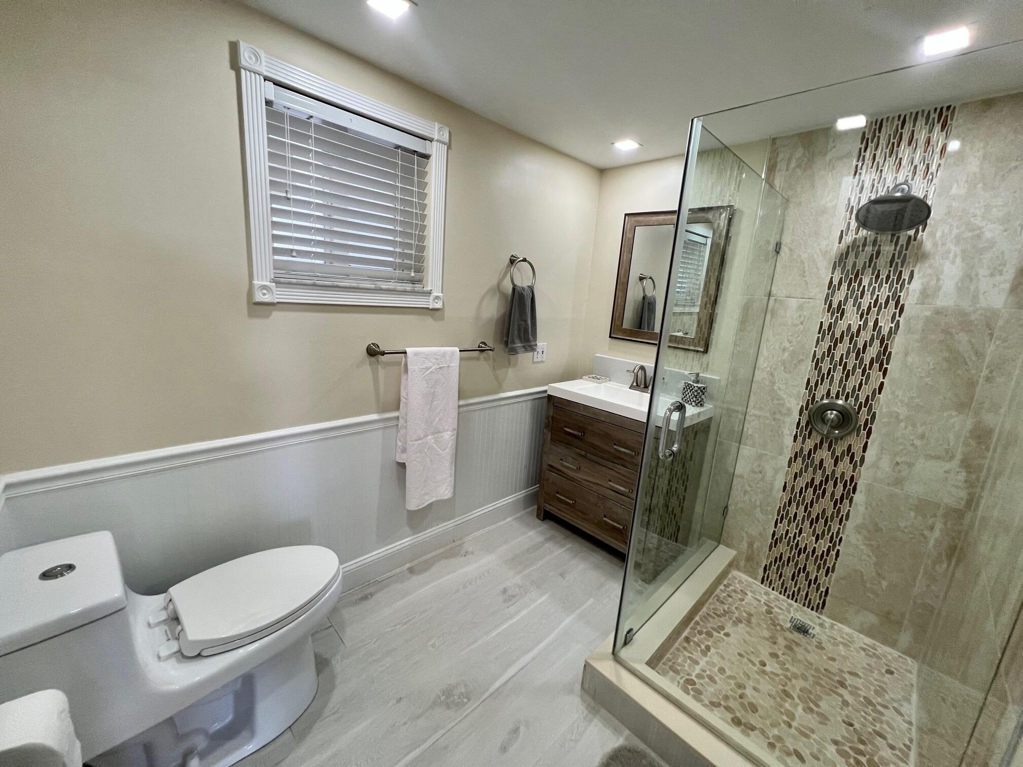 101 2nd Lane Property Photo 49
