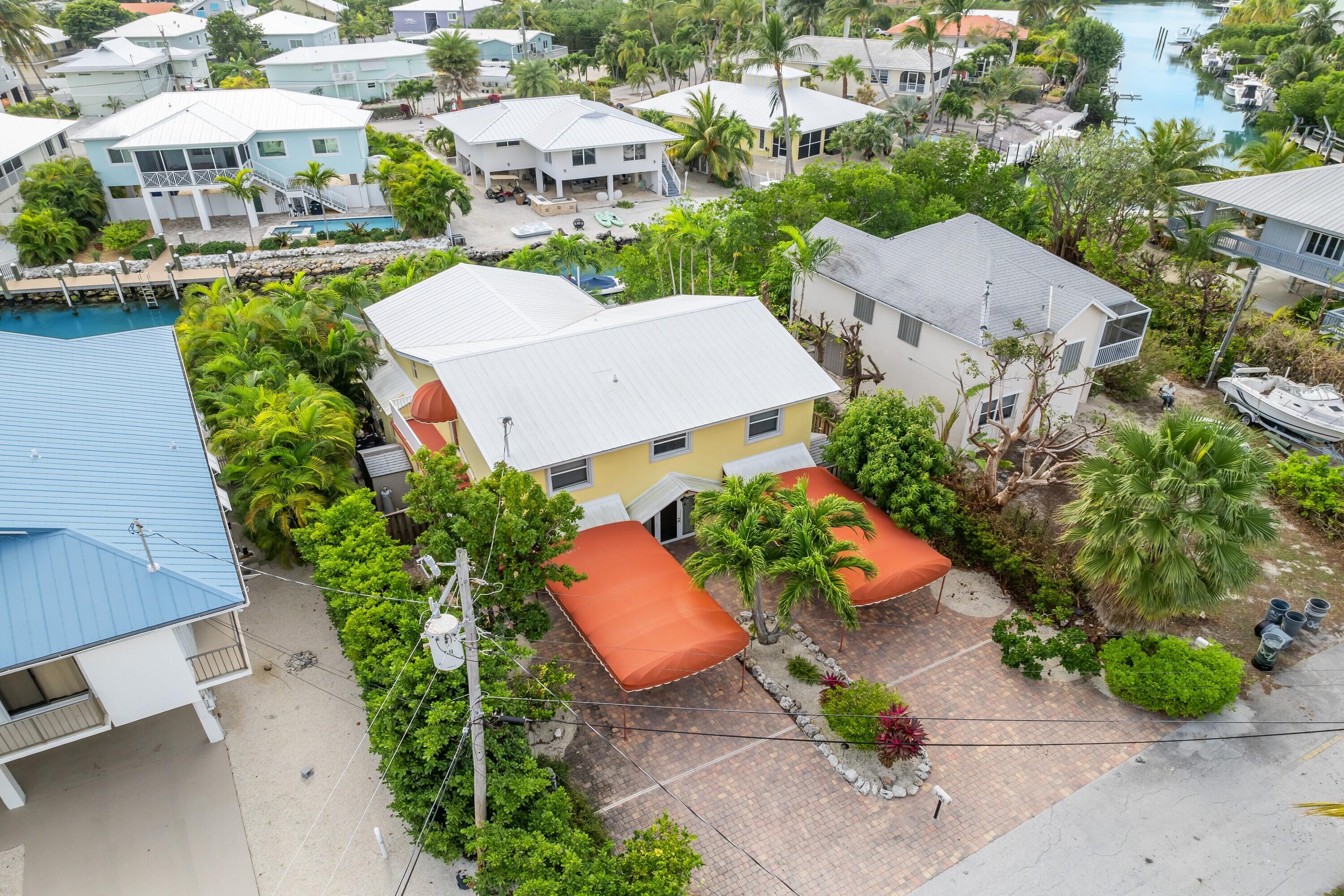 600 Calle De Luna Property Photo 8