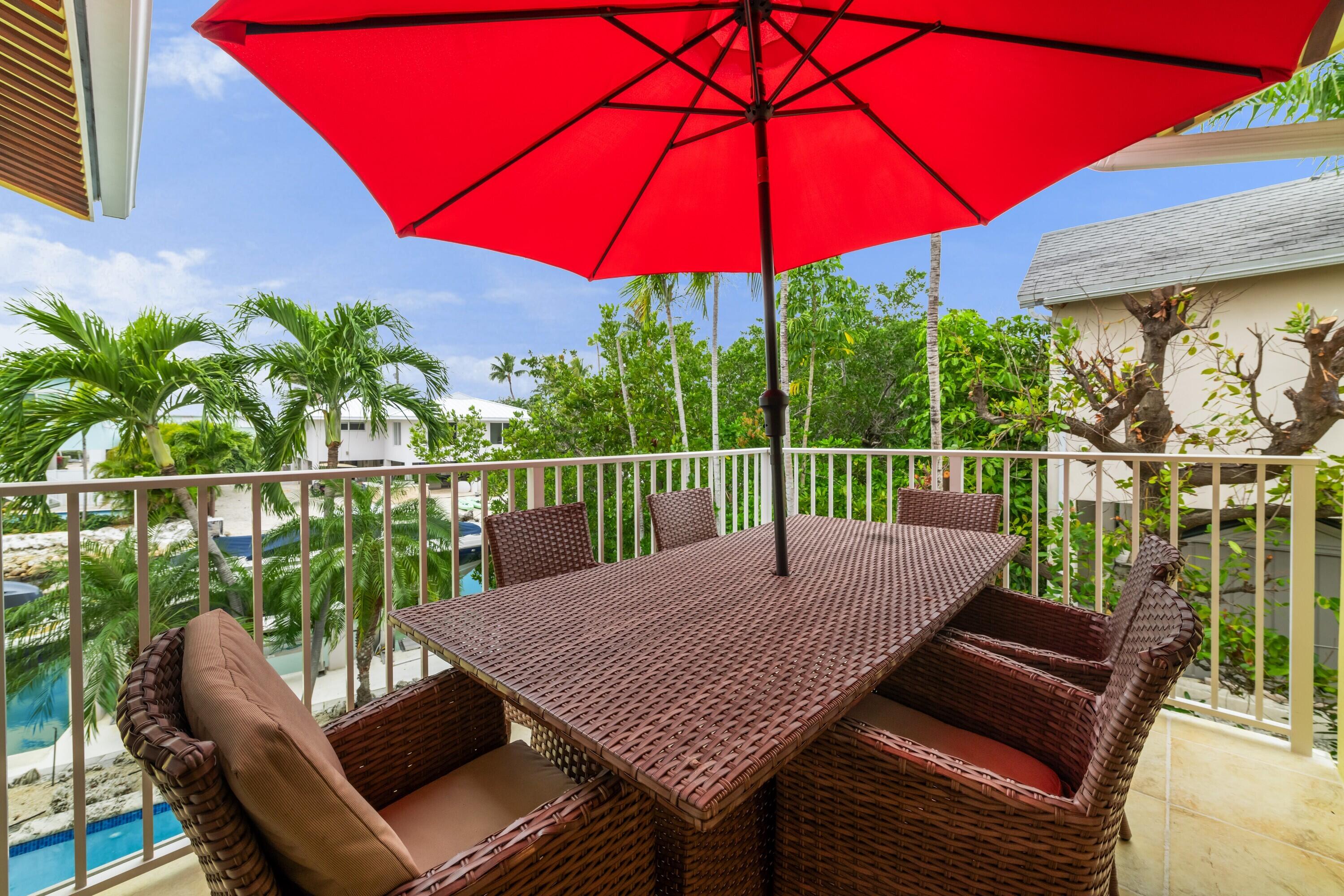 600 Calle De Luna Property Photo 10