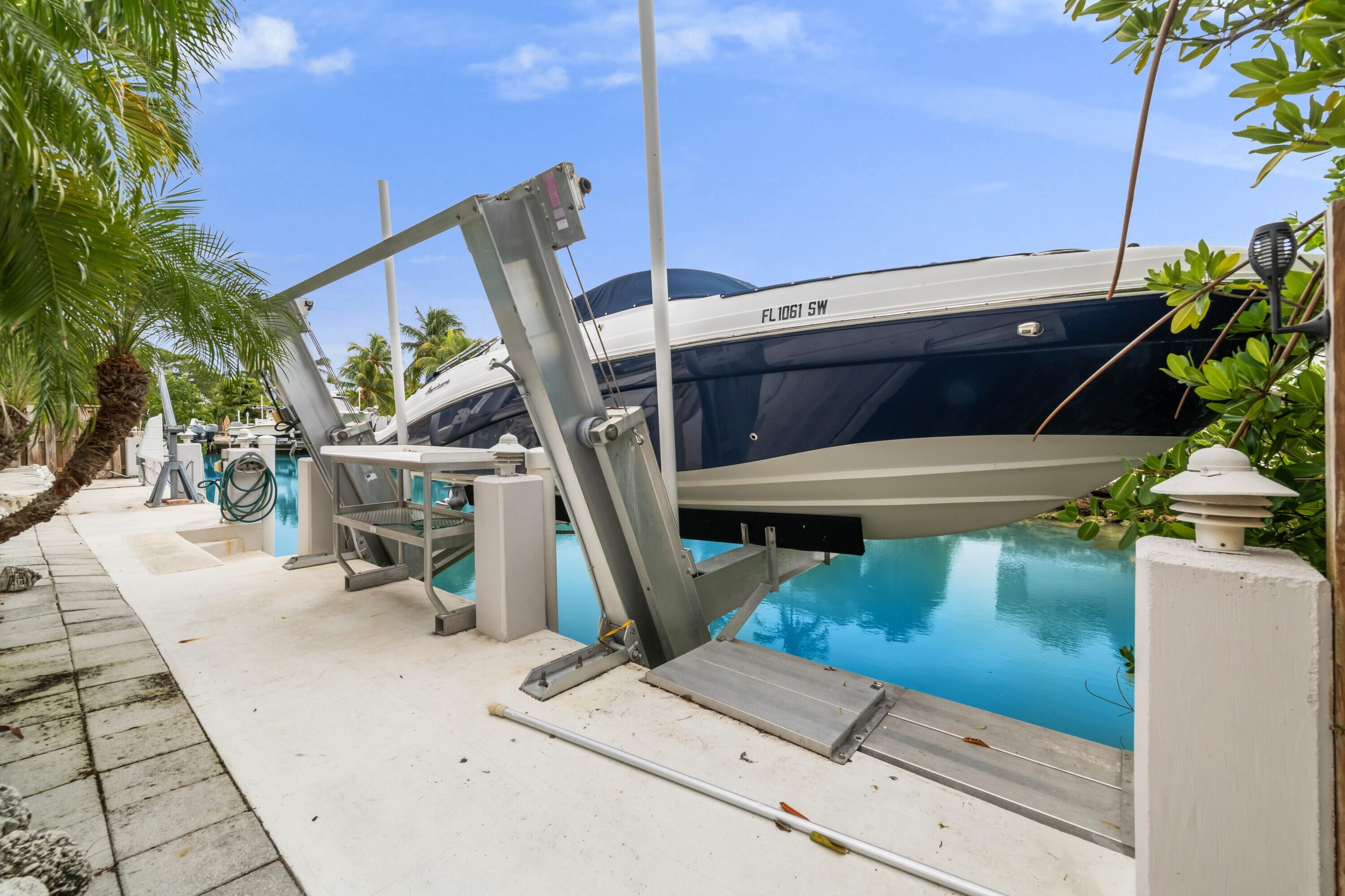 600 Calle De Luna Property Photo 16