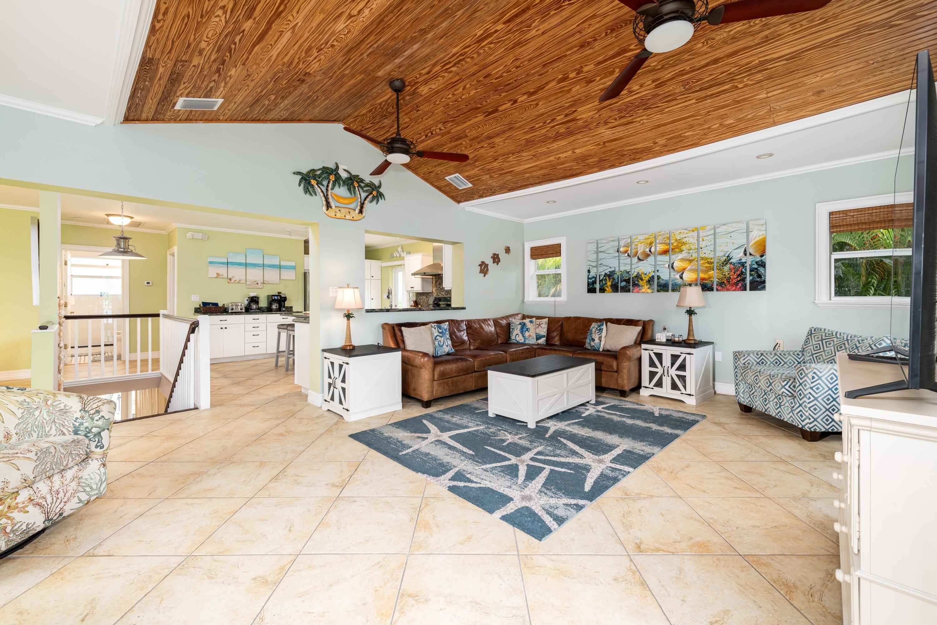 600 Calle De Luna Property Photo 21