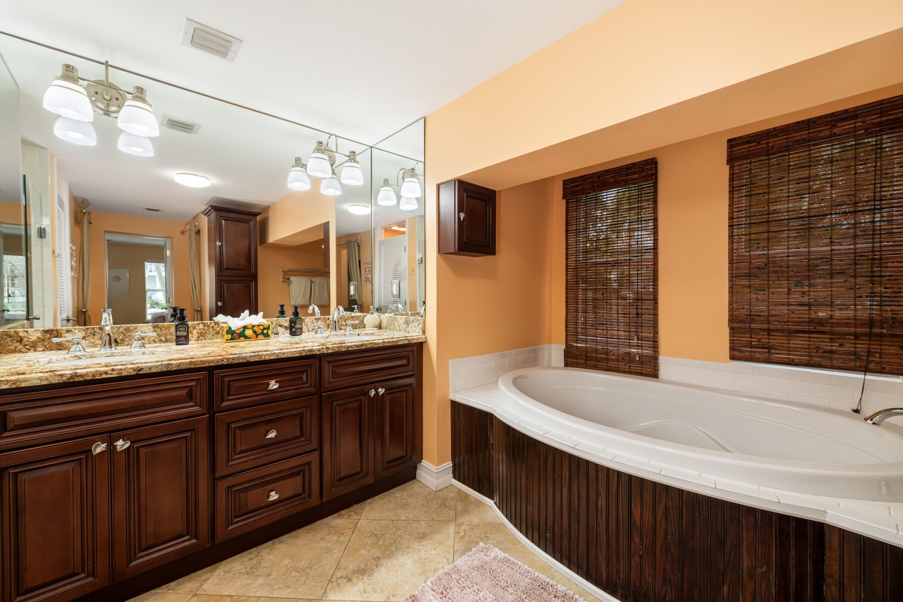 600 Calle De Luna Property Photo 41