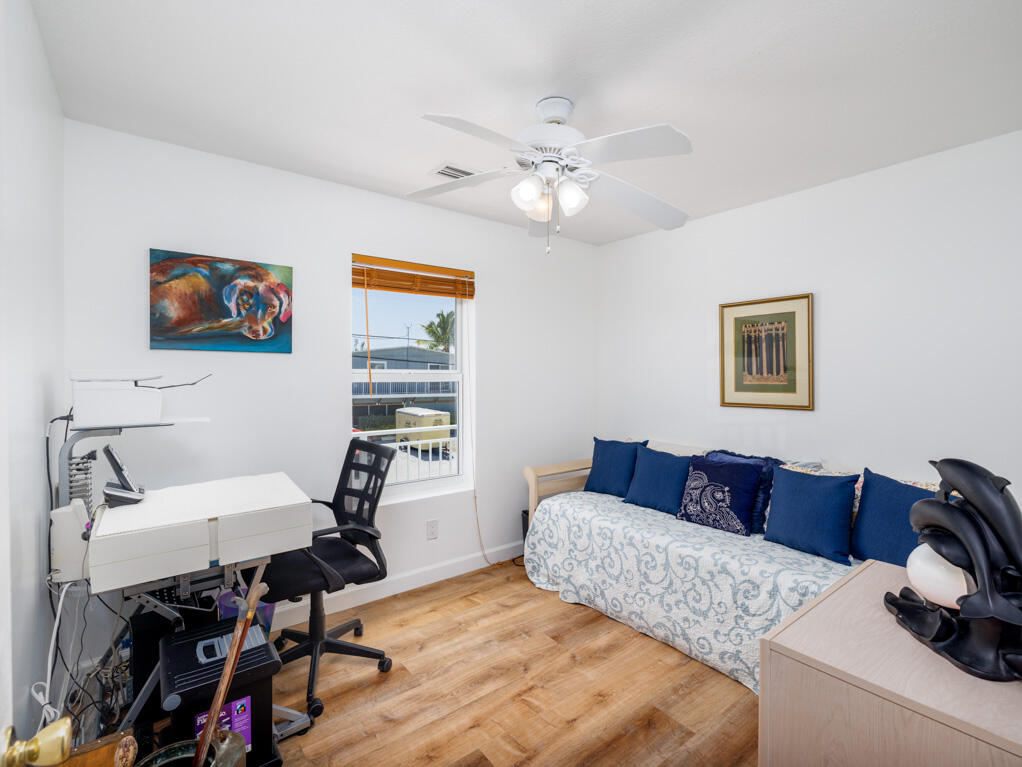182 E Cahill Court Property Photo 38