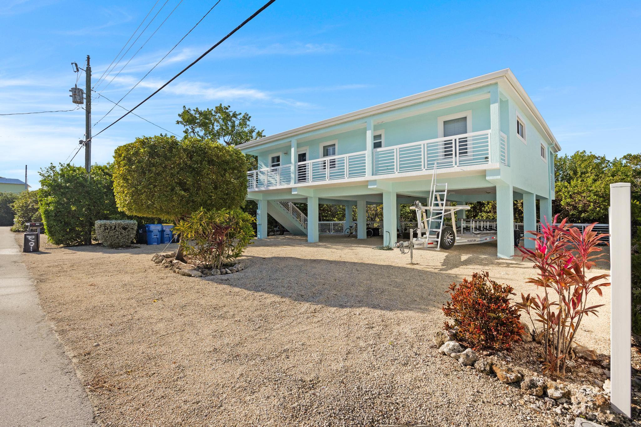 102 Venetian Drive Property Photo 1