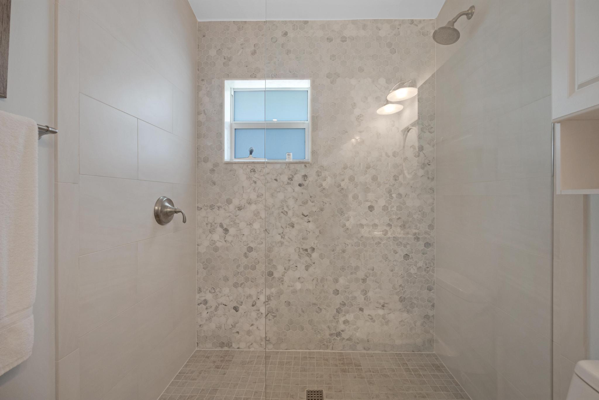 102 Venetian Drive Property Photo 38