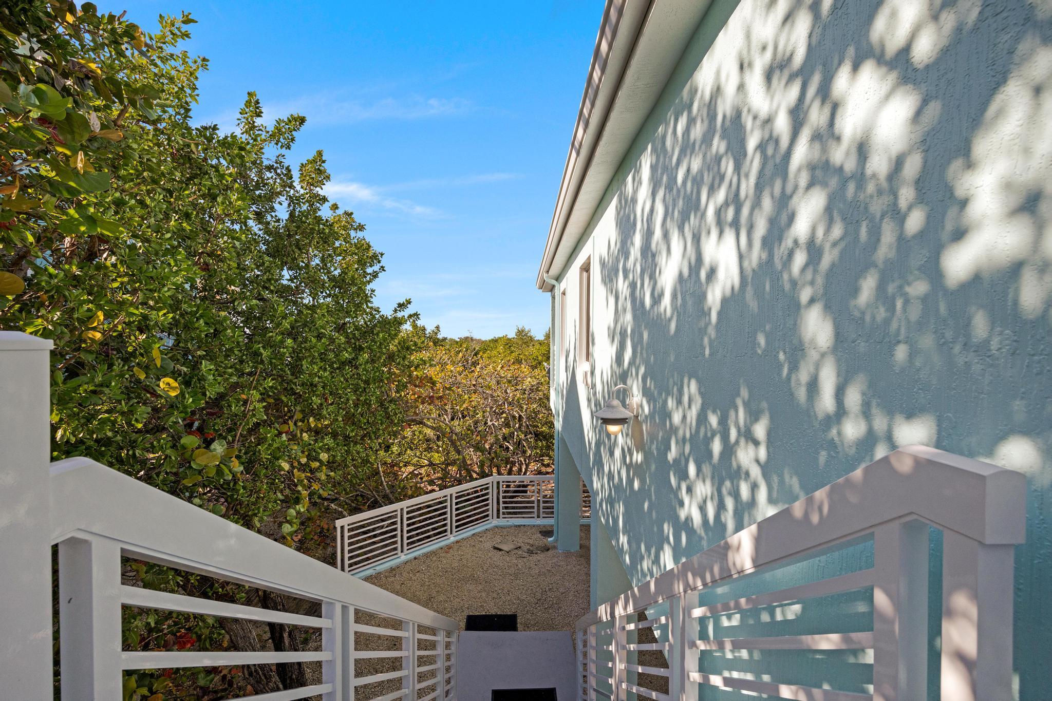 102 Venetian Drive Property Photo 52