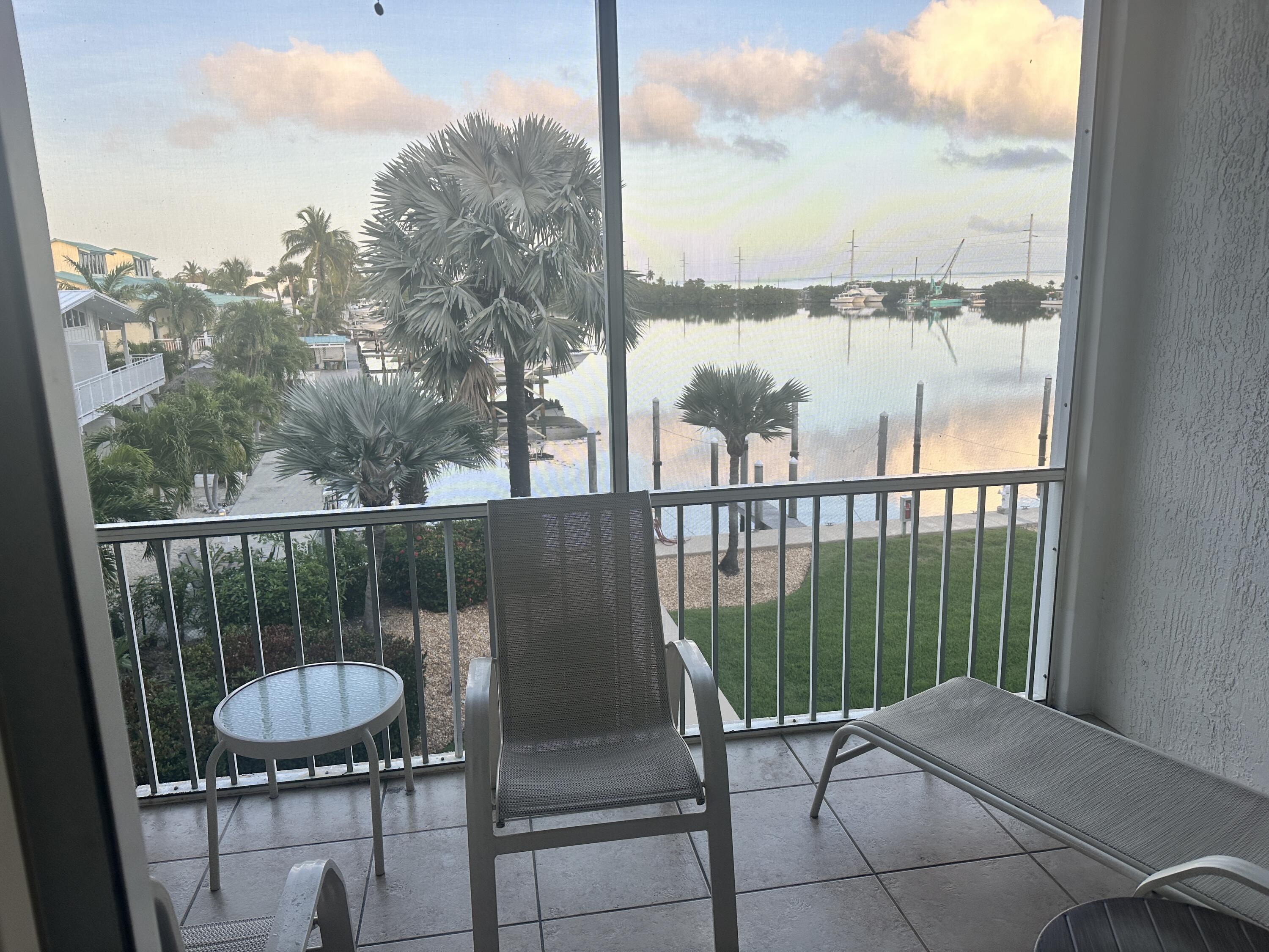 101 Gulfview Drive, 202 & 30' Boat Slip Property Photo 18