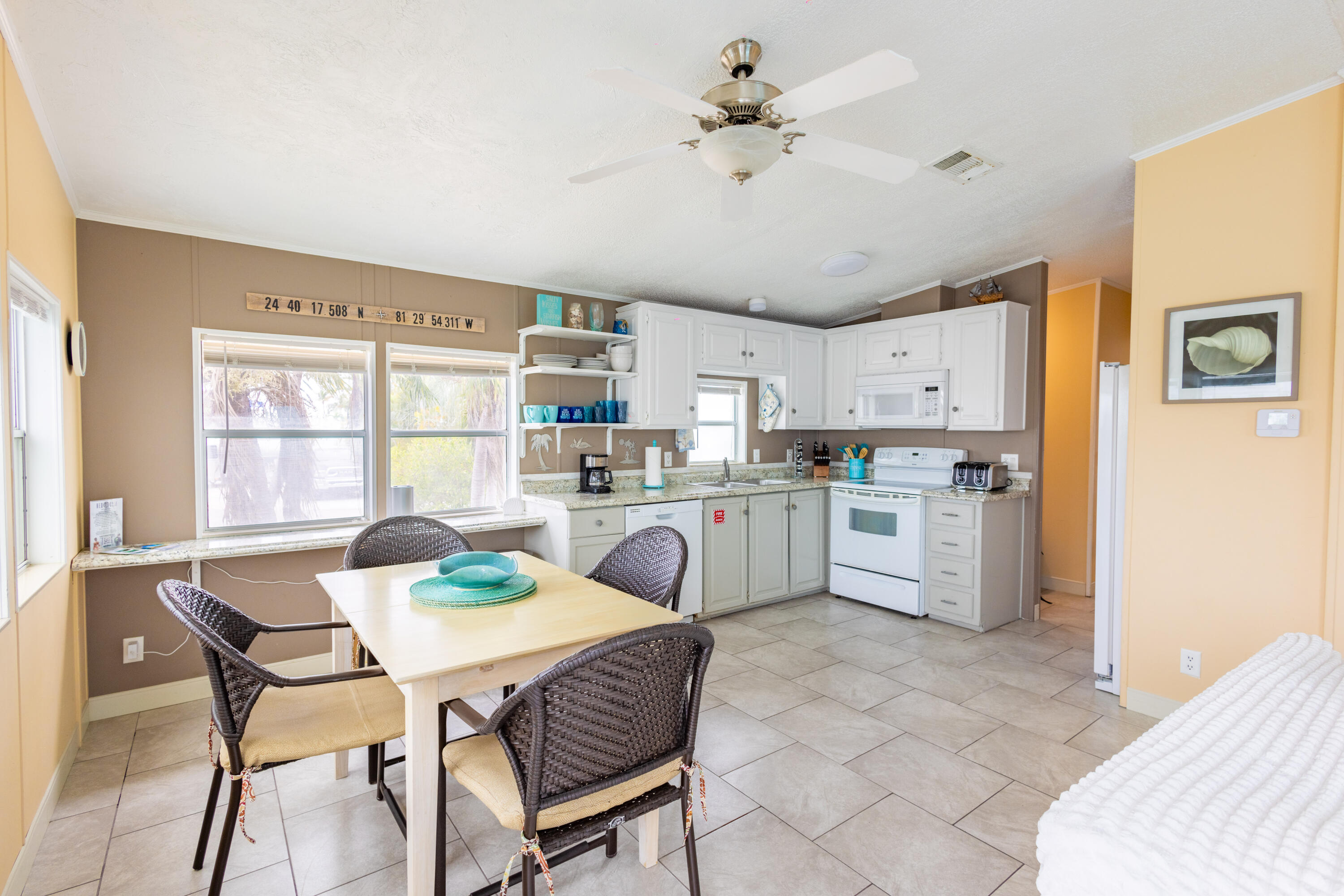 701 Spanish Main Drive, 453 Property Photo 6