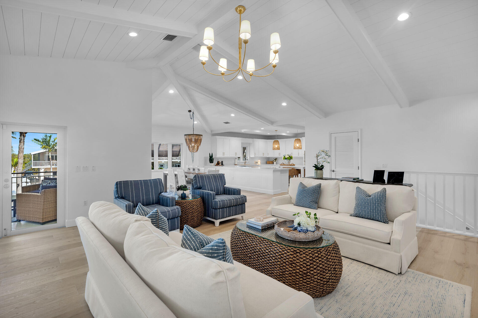 118 Spoonbill Road Property Photo 8