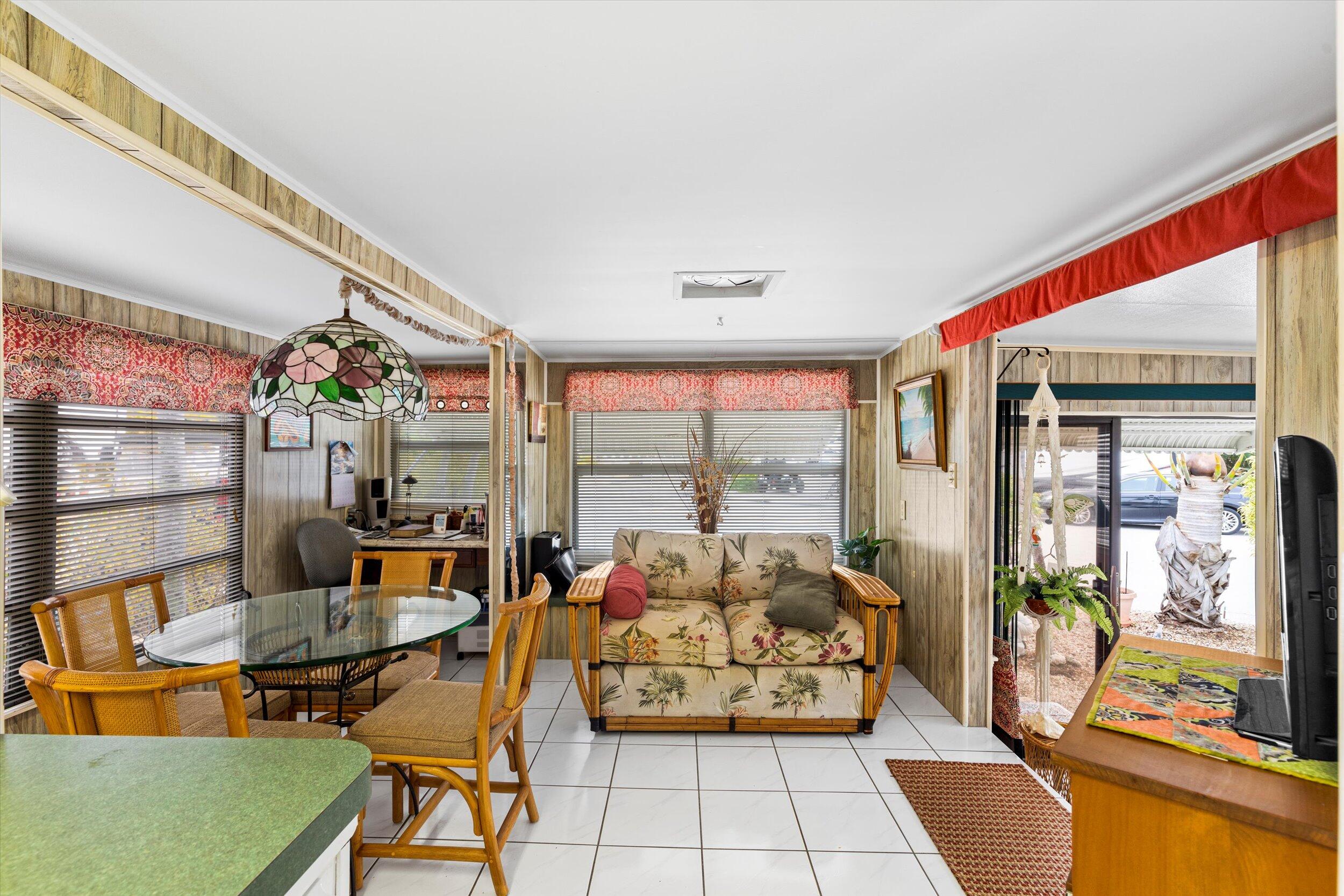 701 Spanish Main Drive, 21 Property Photo 6