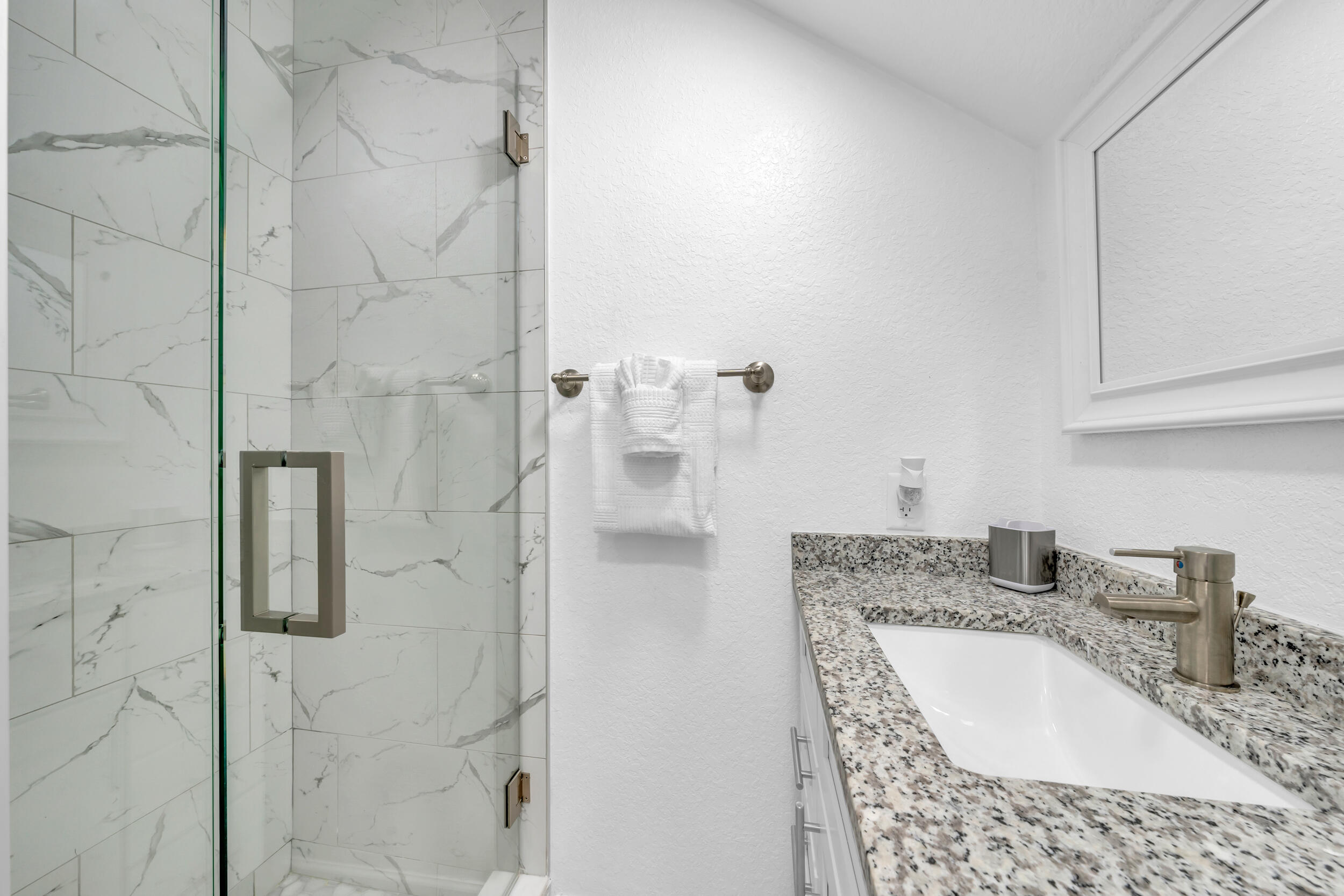 10877 Overseas Highway, 30 Property Photo 16